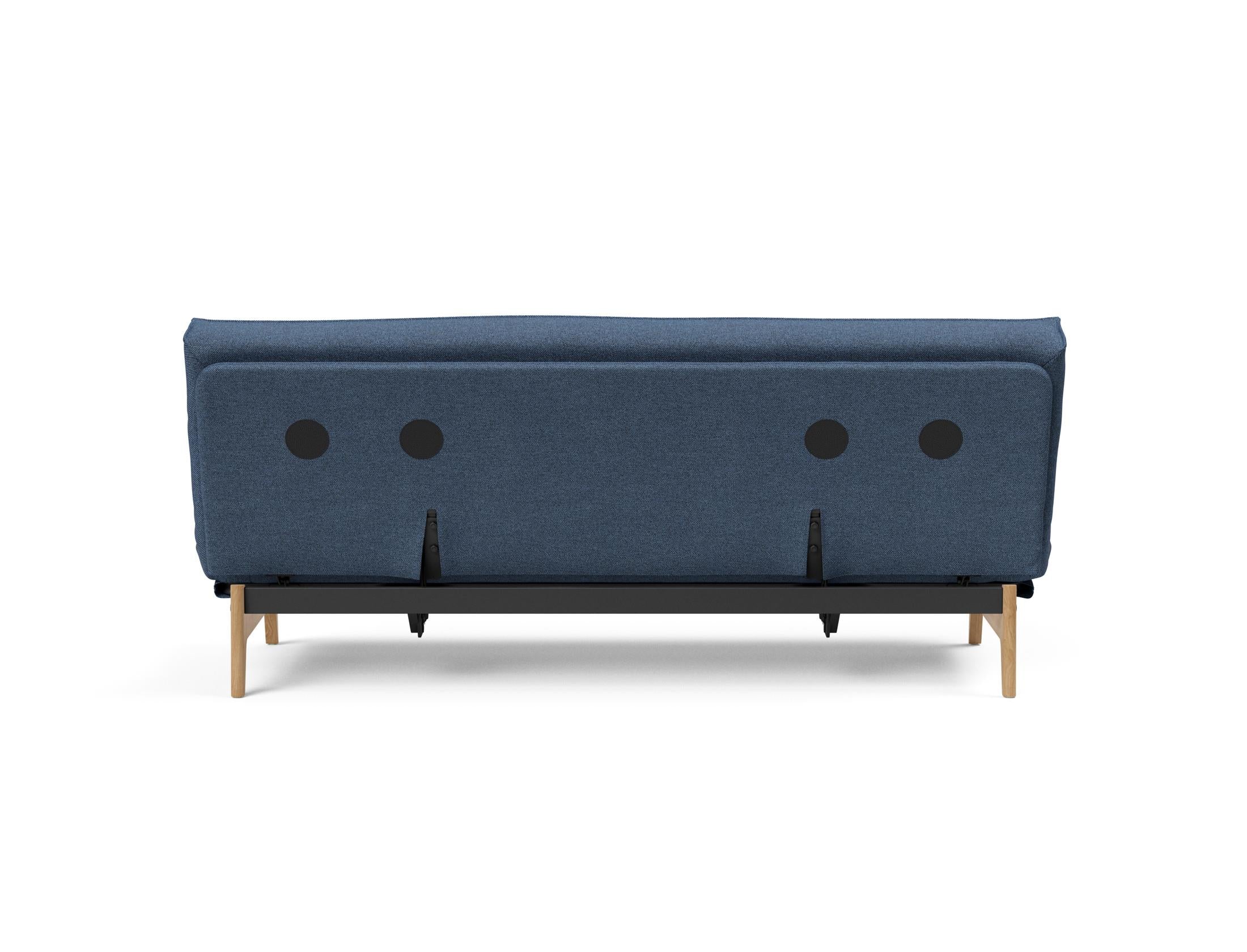 Entdecken Sie das Aslak 120 Bettsofa mit elegantem Sharp Plus Bezug und innovativem Soft Spring – ideal für stilvolle Wohnräume und gemütliche Nächte.
