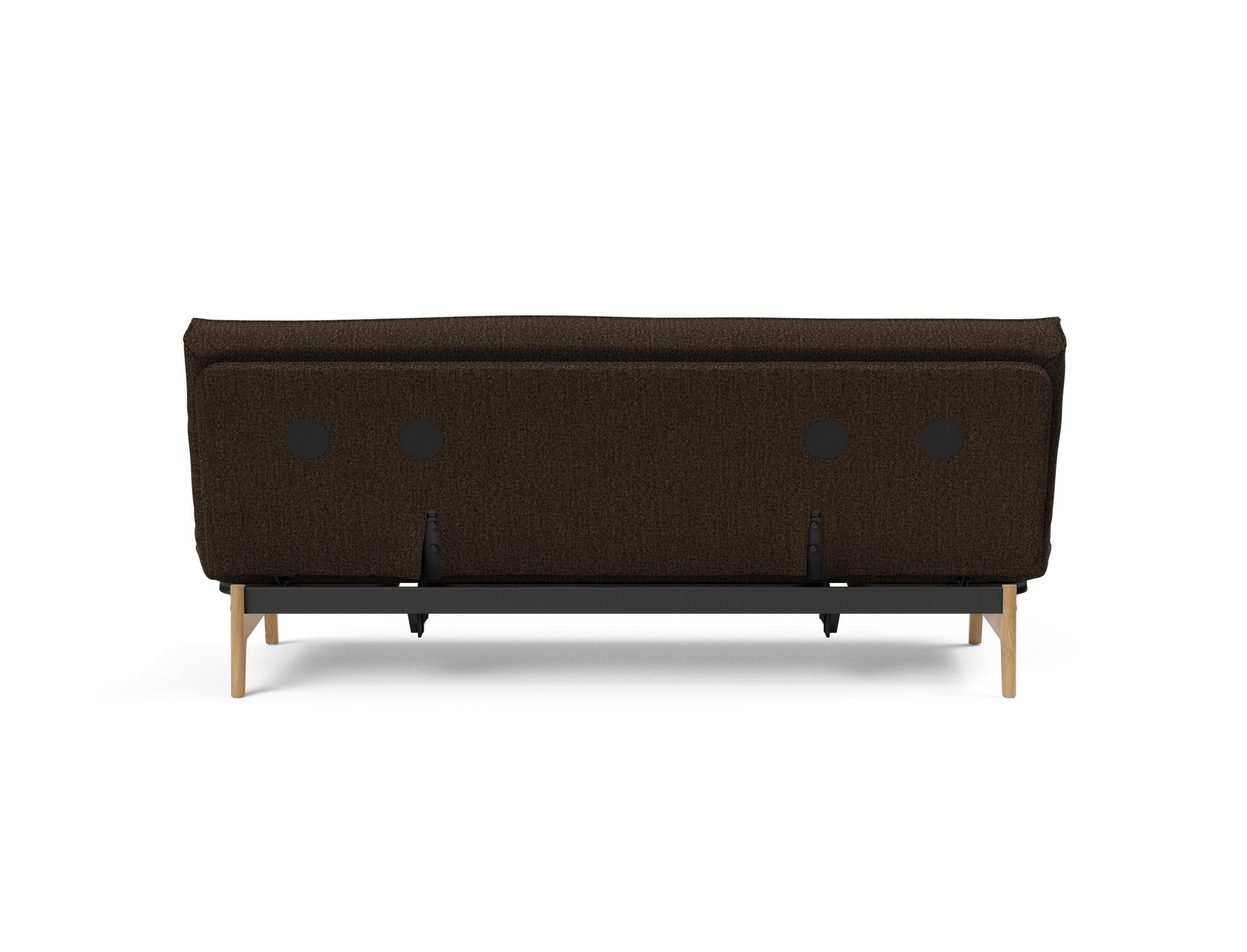 Entdecken Sie das Aslak 120 Bettsofa mit elegantem Sharp Plus Bezug und innovativem Soft Spring – ideal für stilvolle Wohnräume und gemütliche Nächte.