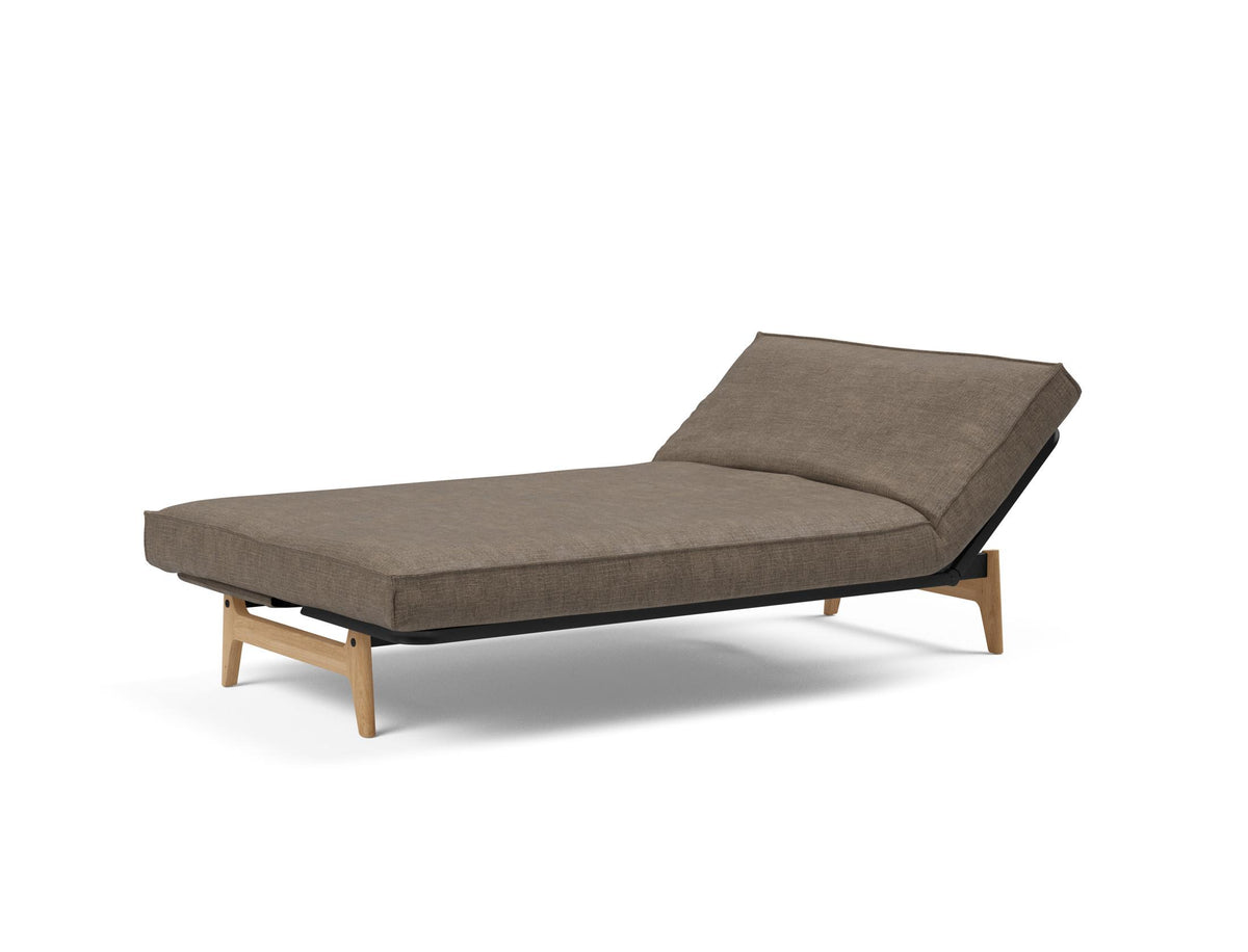 Aslak 120 Bettsofa Sharp Plus Cover Soft Spring in 411 Esina Cedar Brown präsentiert im Onlineshop von KAQTU Design AG. Bettsofa ist von Innovation Living