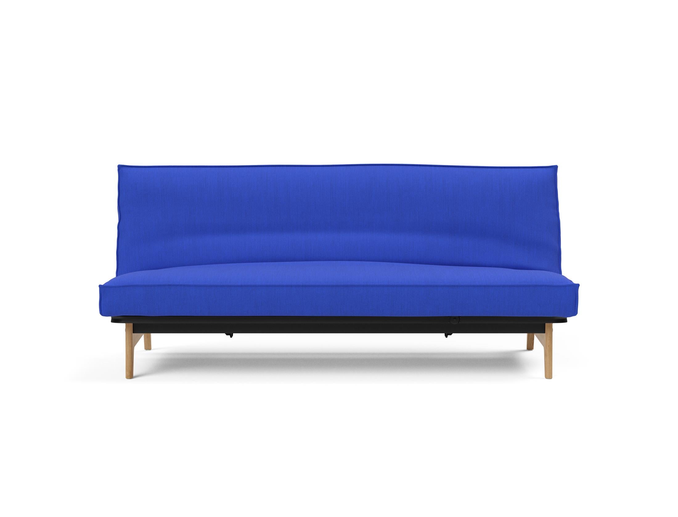 Erleben Sie das Aslak 120 Bettsofa mit stilvollem Sharp Plus Bezug und komfortablem Soft Spring – perfekt für entspannte Abende und modernes Interieur.