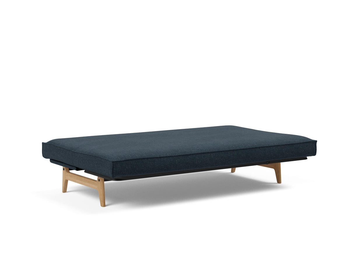 Aslak 120 Bettsofa Sharp Plus Cover Soft Spring in 515 Nist Blue präsentiert im Onlineshop von KAQTU Design AG. Bettsofa ist von Innovation Living
