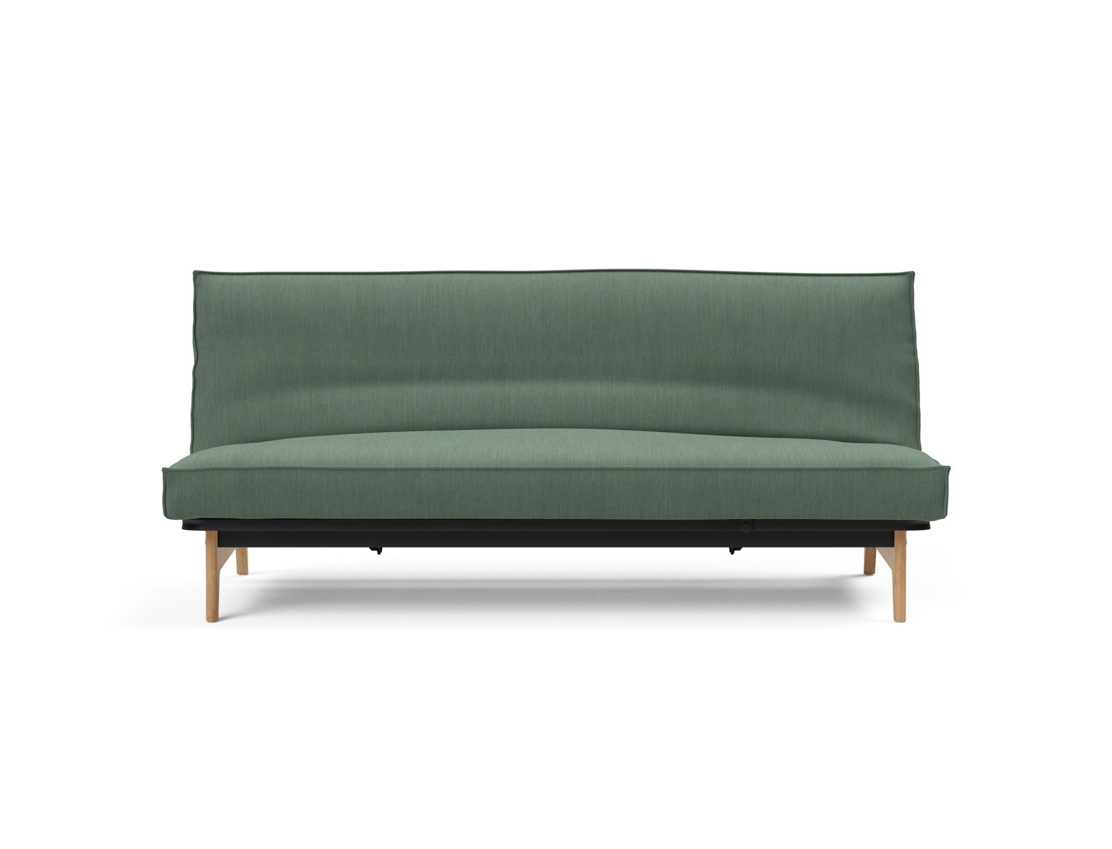 Erleben Sie das Aslak 120 Bettsofa mit stilvollem Sharp Plus Bezug und komfortablem Soft Spring – perfekt für entspannte Abende und modernes Interieur.