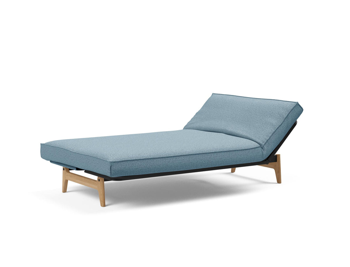 Aslak 120 Bettsofa Sharp Plus Cover Soft Spring in 525 Mixed Dance Light Blue präsentiert im Onlineshop von KAQTU Design AG. Bettsofa ist von Innovation Living