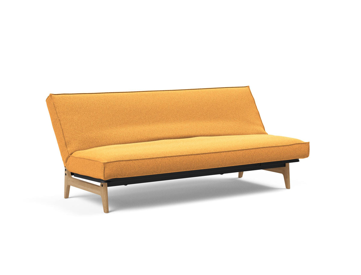 Aslak 120 Bettsofa Sharp Plus Cover Soft Spring in 536 Bouclé Ochre präsentiert im Onlineshop von KAQTU Design AG. Bettsofa ist von Innovation Living