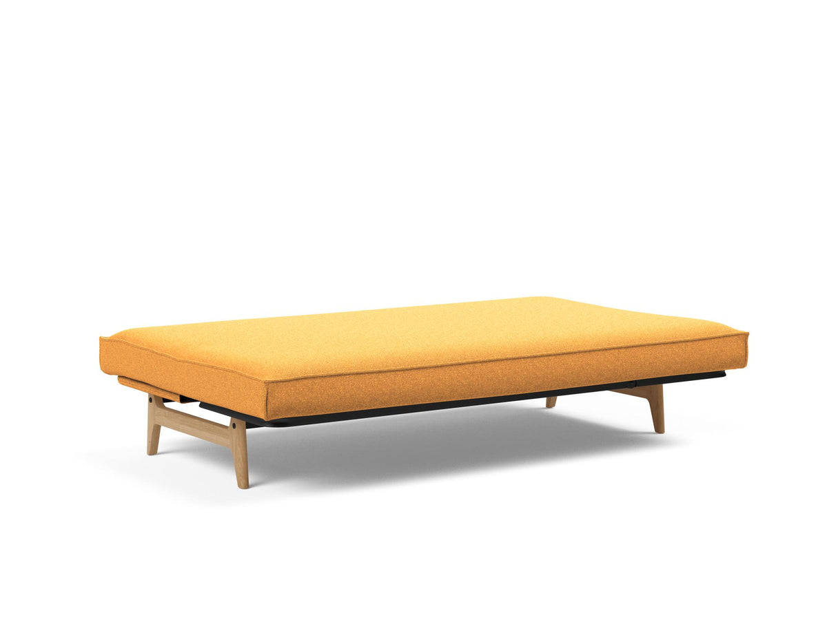 Aslak 120 Bettsofa Sharp Plus Cover Soft Spring in 536 Bouclé Ochre präsentiert im Onlineshop von KAQTU Design AG. Bettsofa ist von Innovation Living
