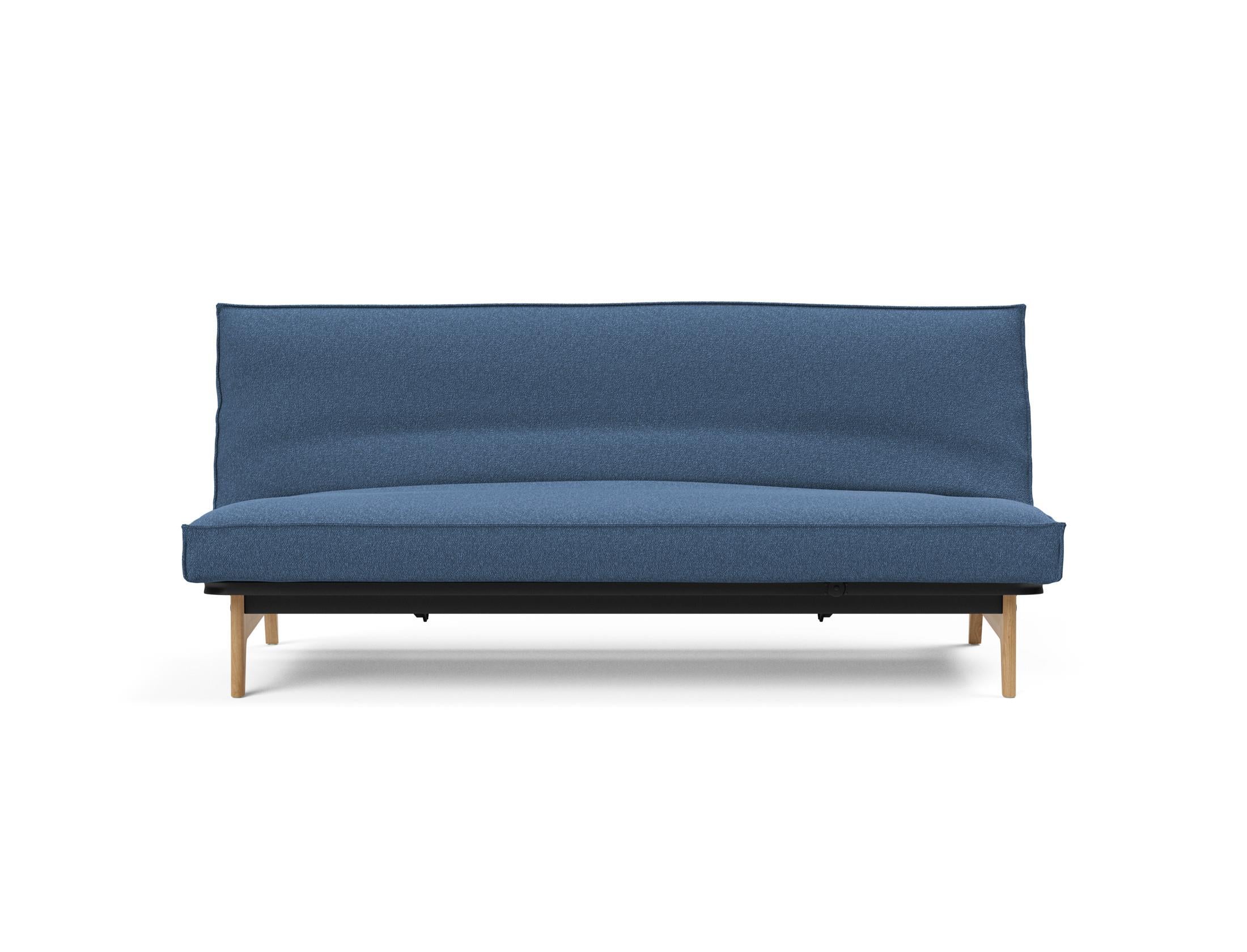 Modernes Aslak 120 Bettsofa mit weichem Sharp Plus Bezug, ideal für gemütliche Abende und stilvolle Einrichtung.