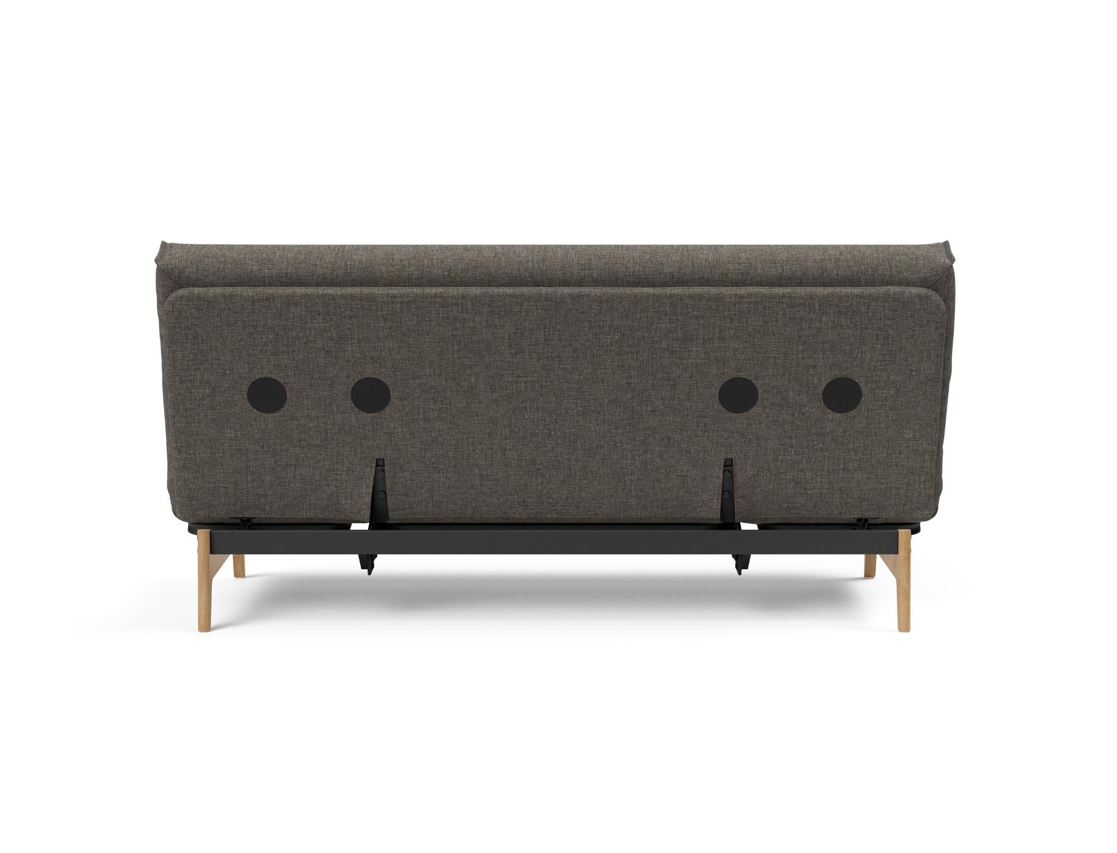 Erleben Sie das Aslak 140 Bettsofa Nordic Cover – eine harmonische Verbindung aus skandinavischem Stil, Komfort und praktischer Funktionalität für Ihr Zuhause.