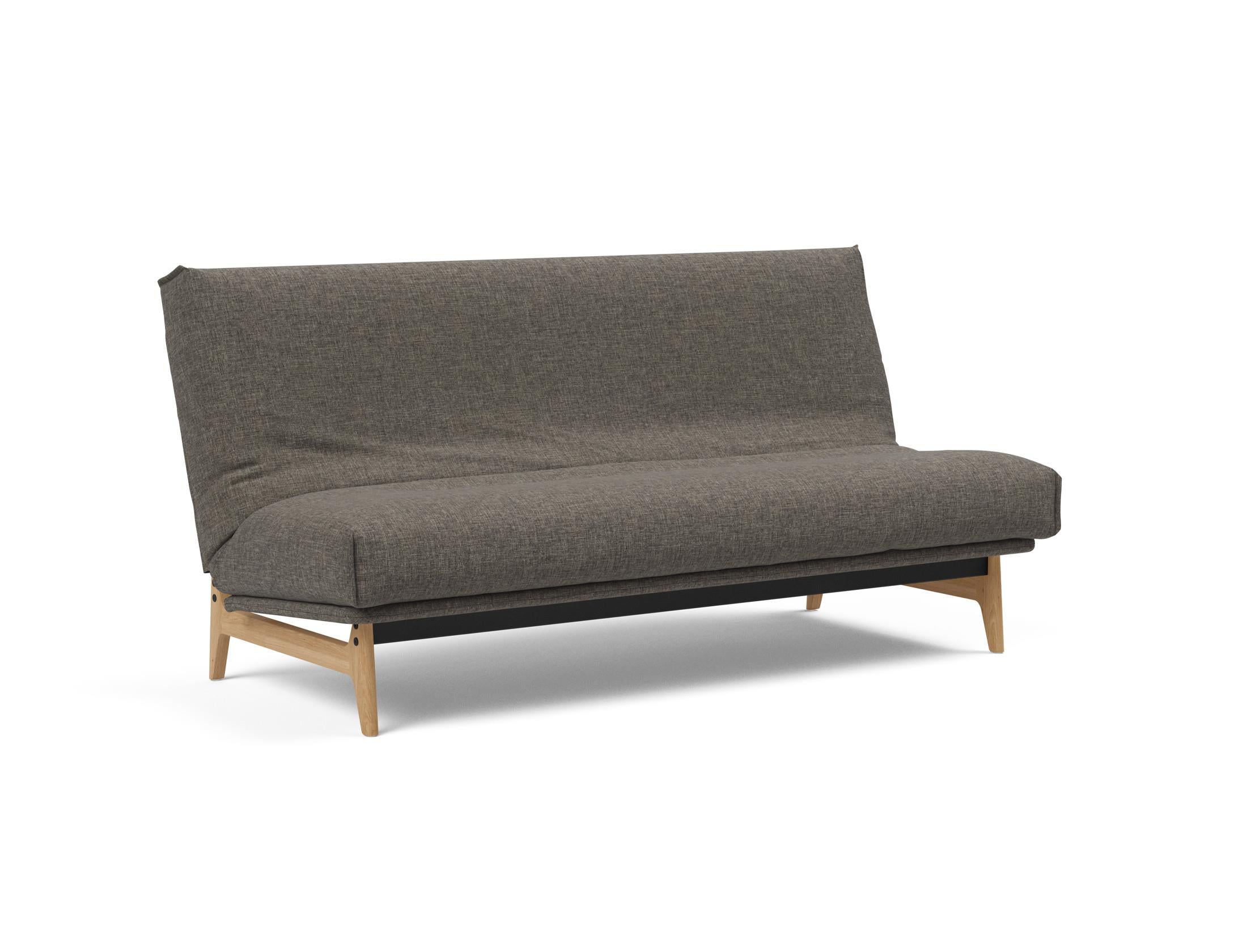 Entdecken Sie das Aslak 140 Bettsofa: stilvolles Nordic Cover, hochwertige Soft Spring Matratze und abnehmbarer Bezug für höchsten Komfort.
