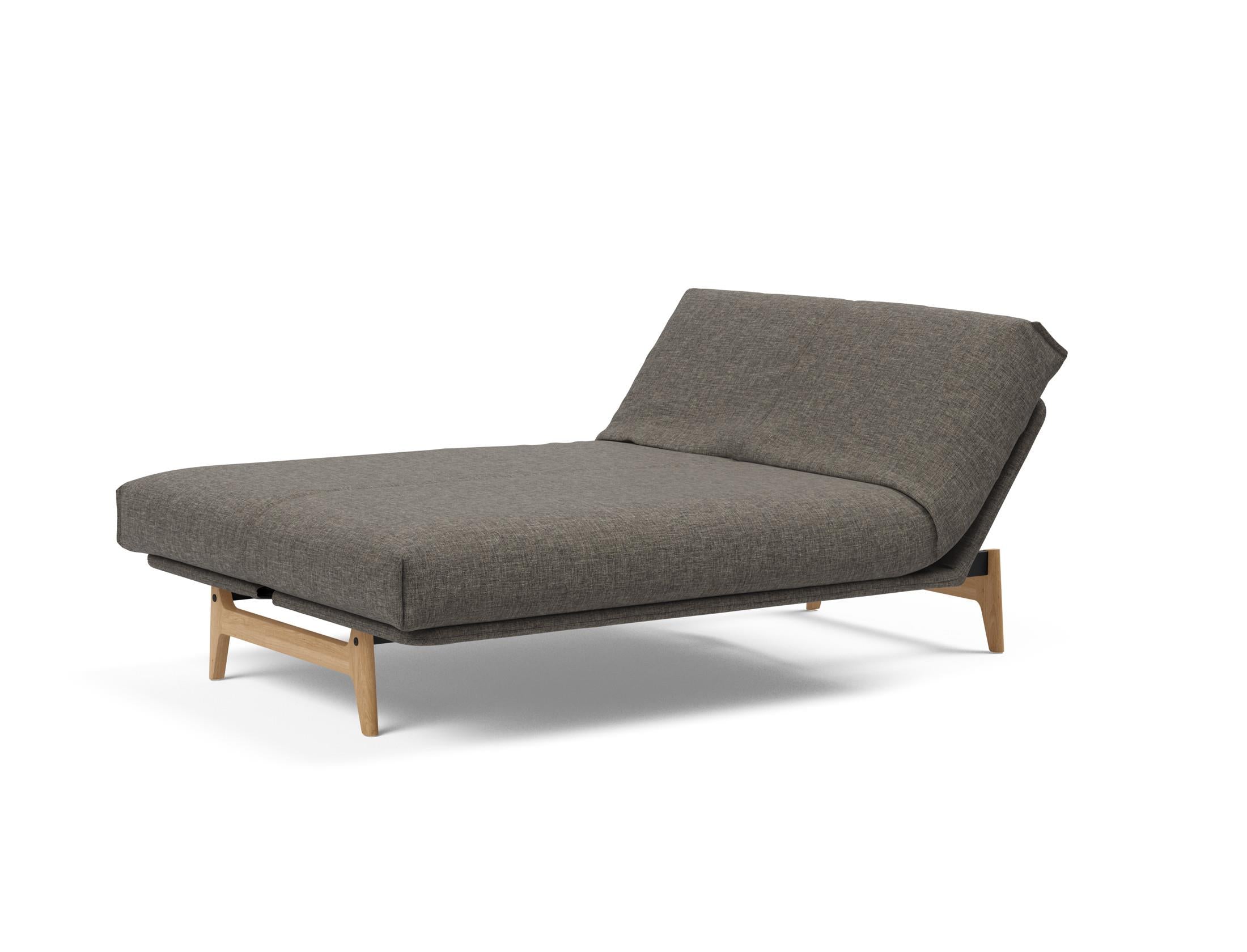 Erleben Sie das Aslak 140 Bettsofa mit elegantem Nordic Cover und luxuriöser Soft Spring Matratze – die perfekte Lösung für Komfort und Stil.