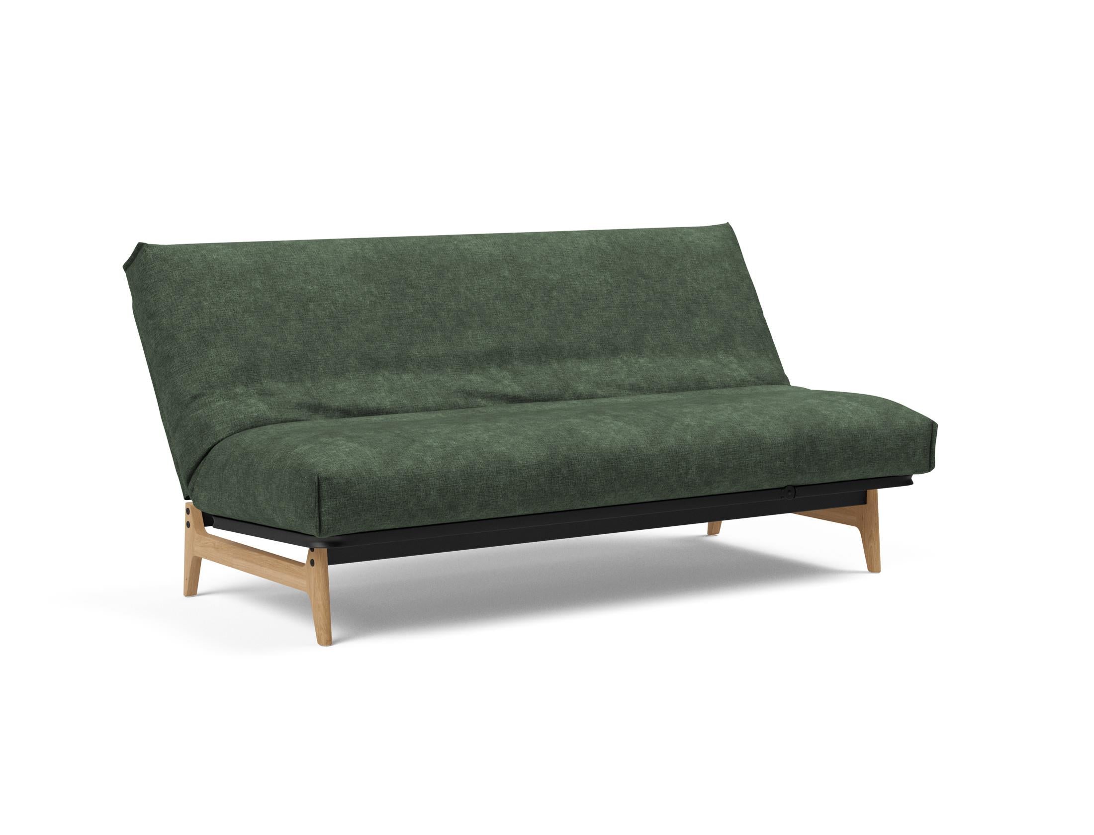 Entdecken Sie das Aslak 140 Bettsofa Nordic Cover von Innovation Living – skandinavisches Design trifft auf höchsten Komfort und vielseitige Funktionalität.
