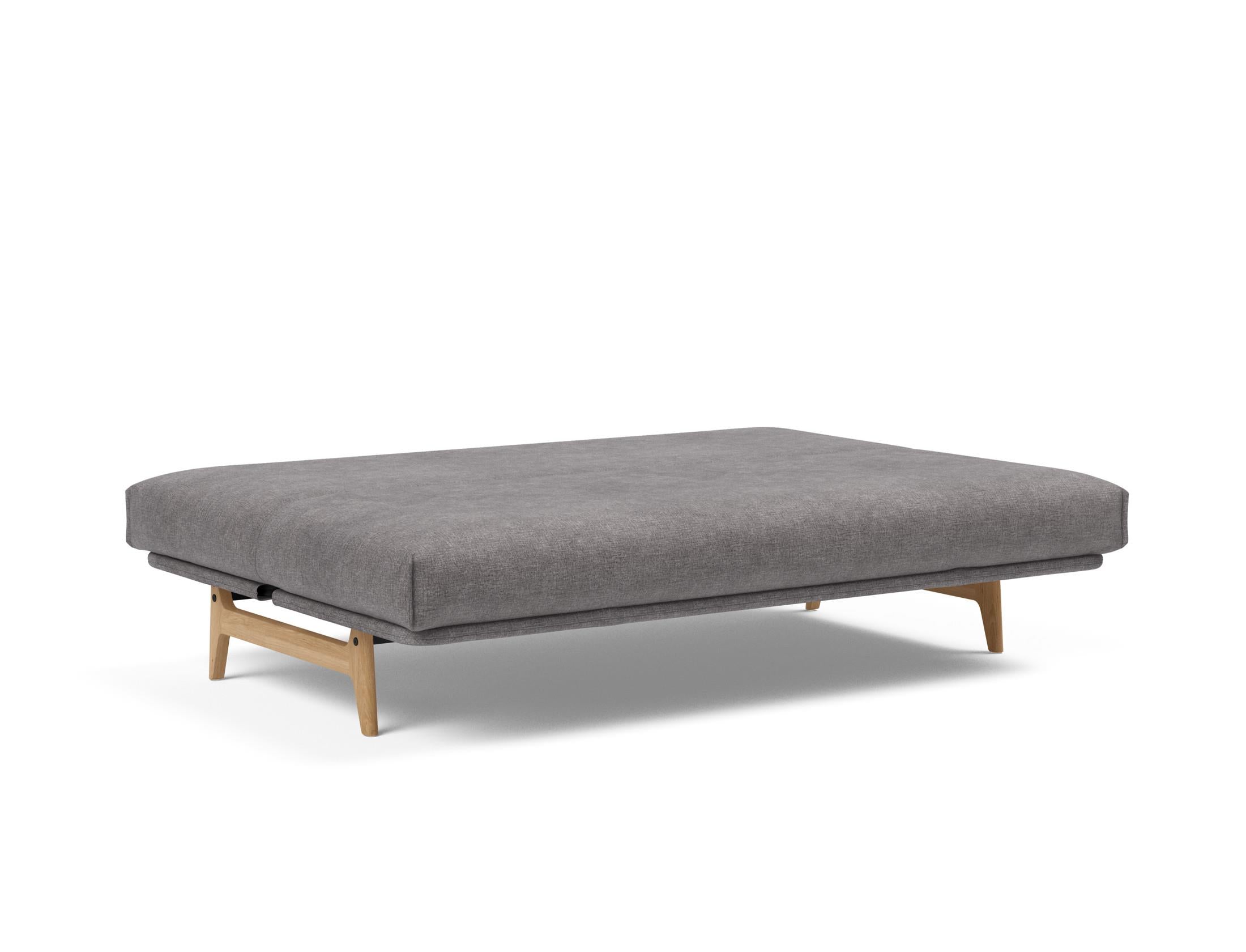 Erleben Sie das Aslak 140 Bettsofa mit elegantem Nordic Cover und luxuriöser Soft Spring Matratze – die perfekte Lösung für Komfort und Stil.