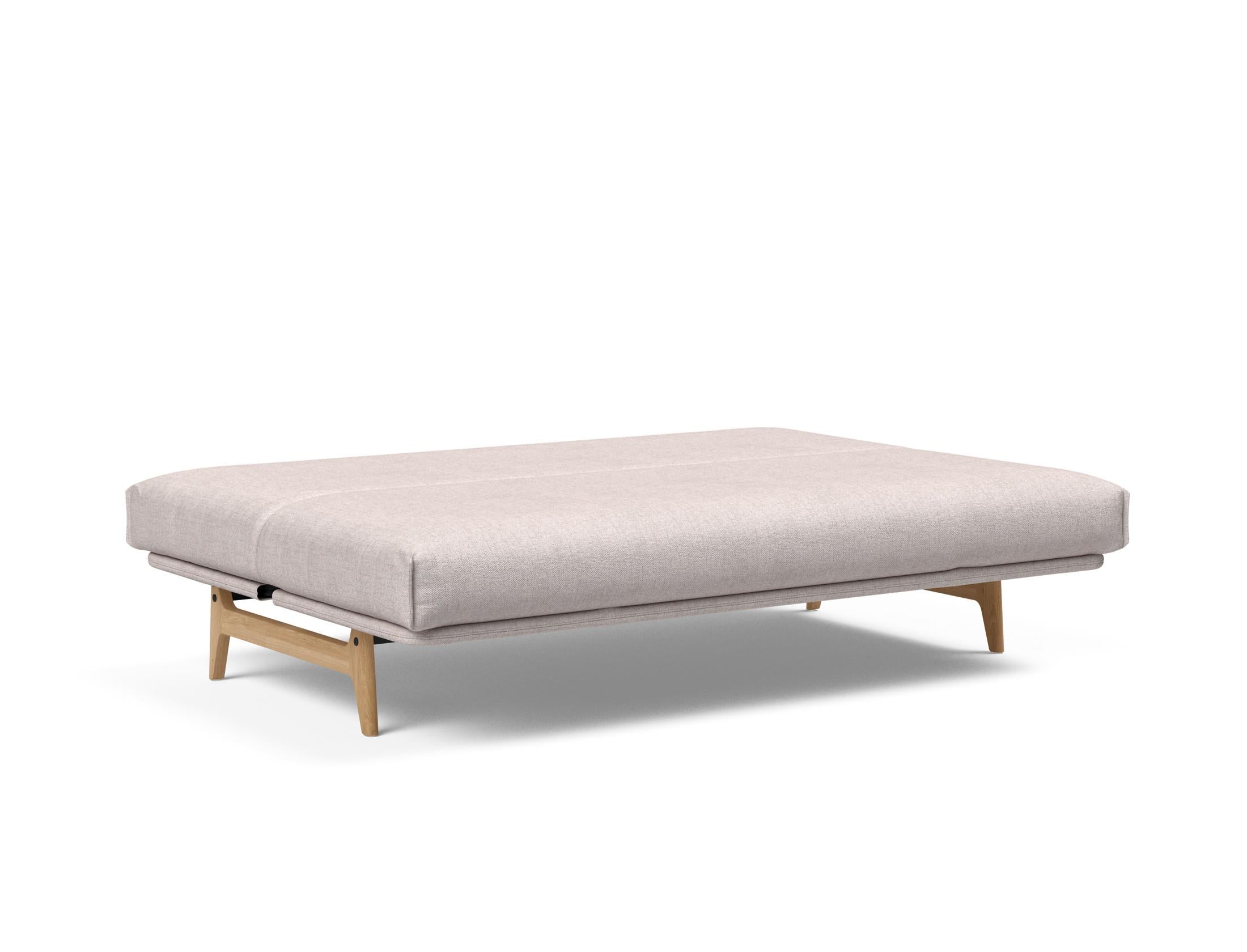 Erleben Sie das Aslak 140 Bettsofa mit elegantem Nordic Cover und luxuriöser Soft Spring Matratze – die perfekte Lösung für Komfort und Stil.