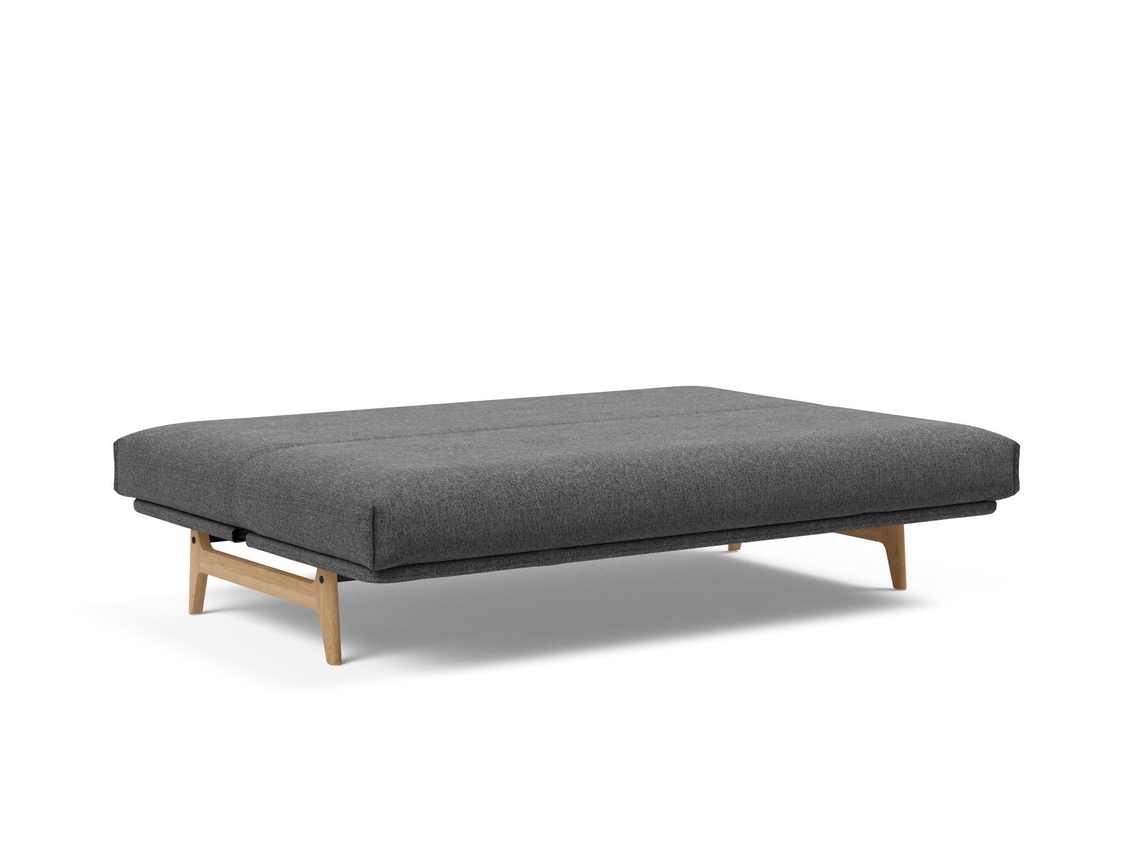 Erleben Sie das Aslak 140 Bettsofa mit elegantem Nordic Cover und luxuriöser Soft Spring Matratze – die perfekte Lösung für Komfort und Stil.