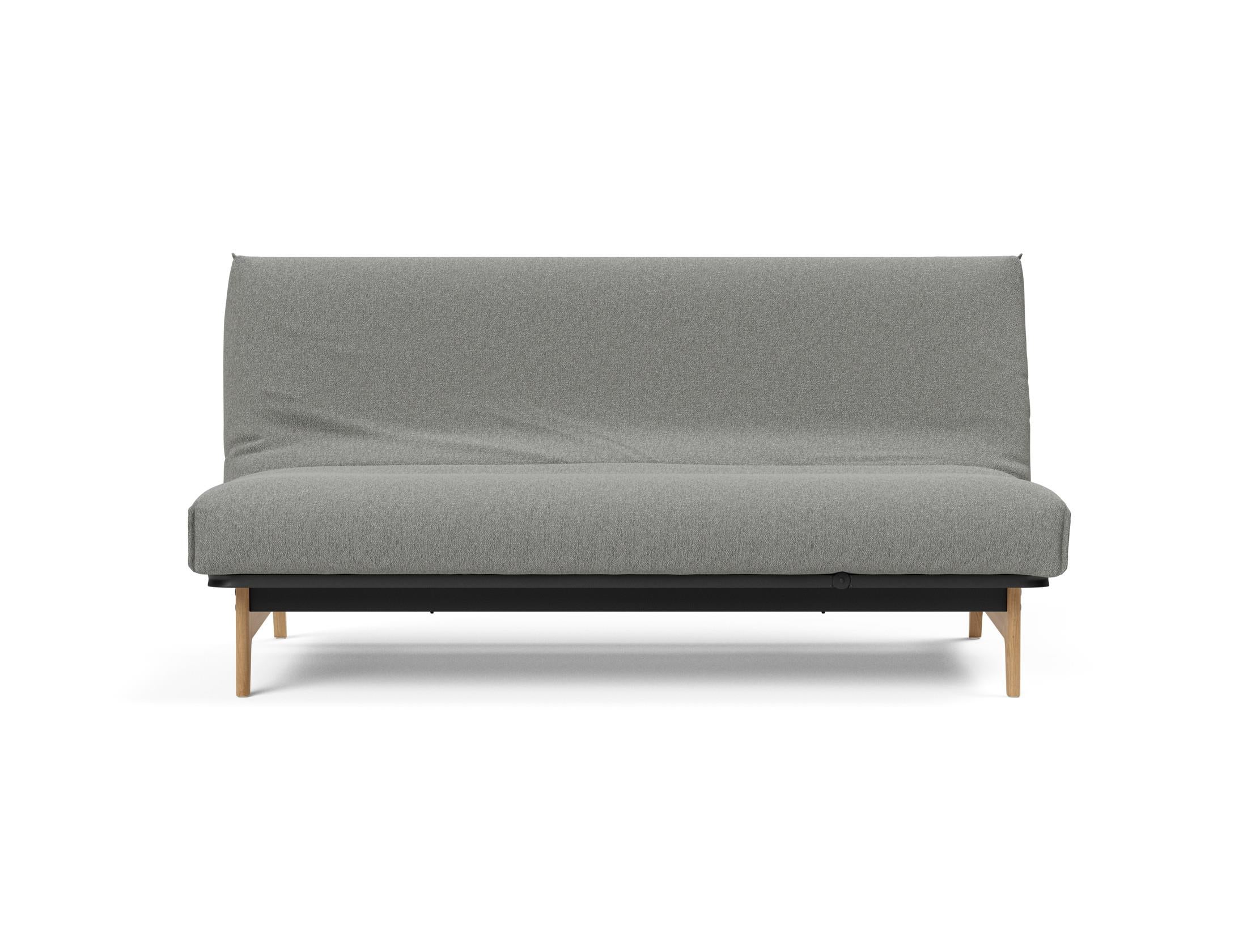 Entdecken Sie das Aslak 140 Bettsofa Nordic Cover: elegantes skandinavisches Design, abnehmbarer Bezug und vielfältige Matratzenoptionen für besten Schlafkomfort.
