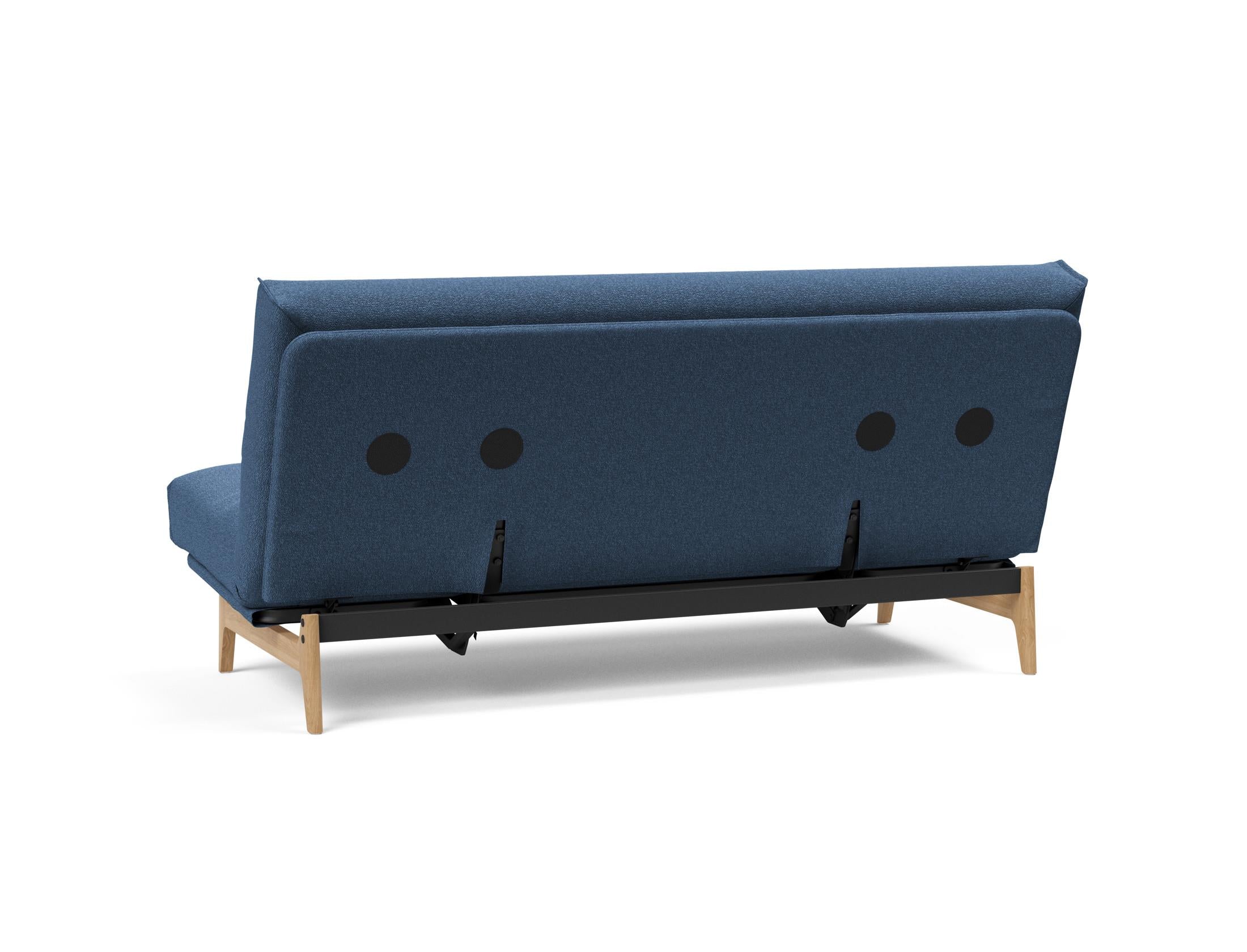 Entdecken Sie das Aslak 140 Bettsofa mit modernem Nordic Cover und bequemer Soft Spring Matratze – ideal für stilvolle Wohnräume.