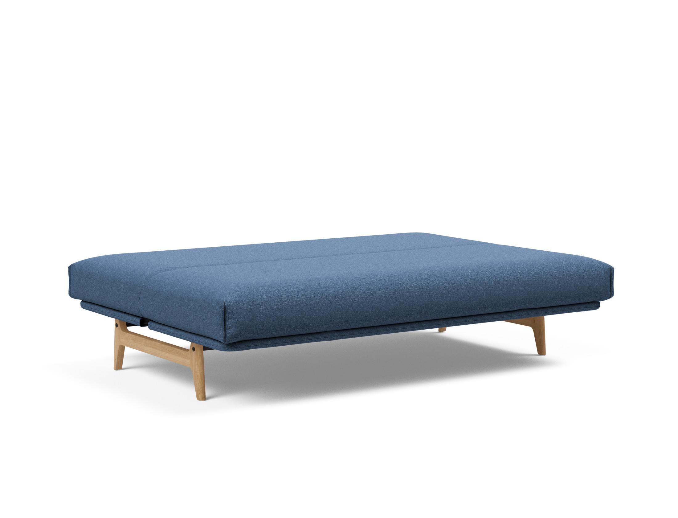 Erleben Sie das Aslak 140 Bettsofa mit elegantem Nordic Cover und luxuriöser Soft Spring Matratze – die perfekte Lösung für Komfort und Stil.
