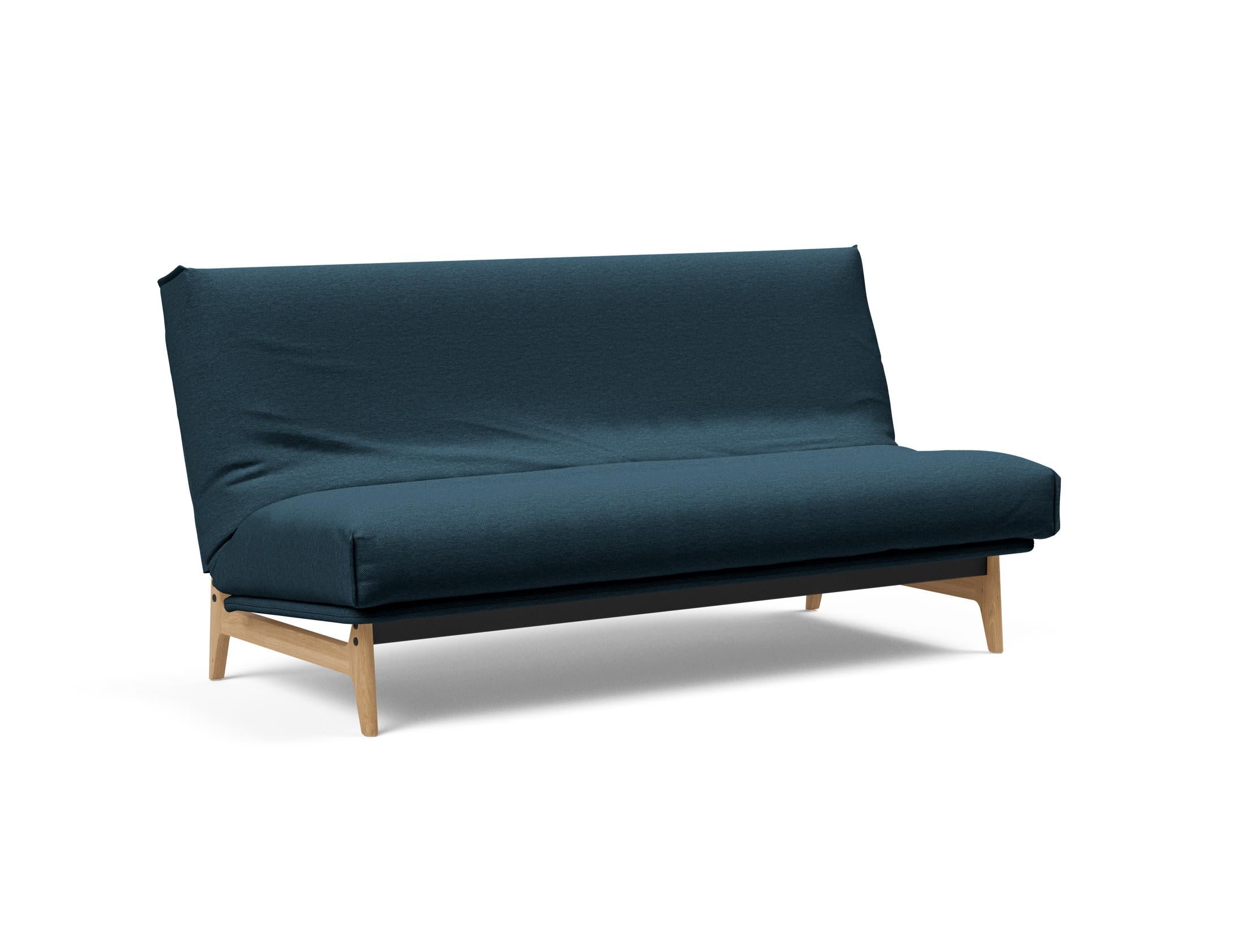 Erleben Sie das Aslak 140 Bettsofa Nordic Cover – eine harmonische Verbindung aus skandinavischem Stil, Komfort und praktischer Funktionalität für Ihr Zuhause.