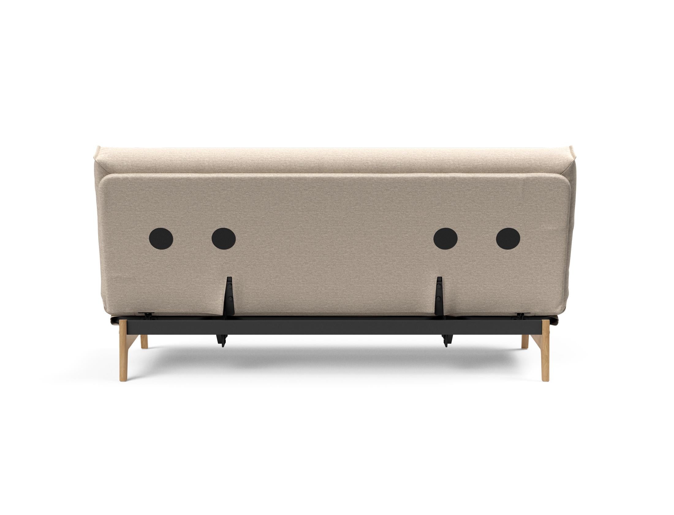 Entdecken Sie das Aslak 140 Bettsofa Nordic Cover: skandinavische Eleganz, vielseitige Matratzenoptionen und langlebige Materialien für höchsten Komfort.
