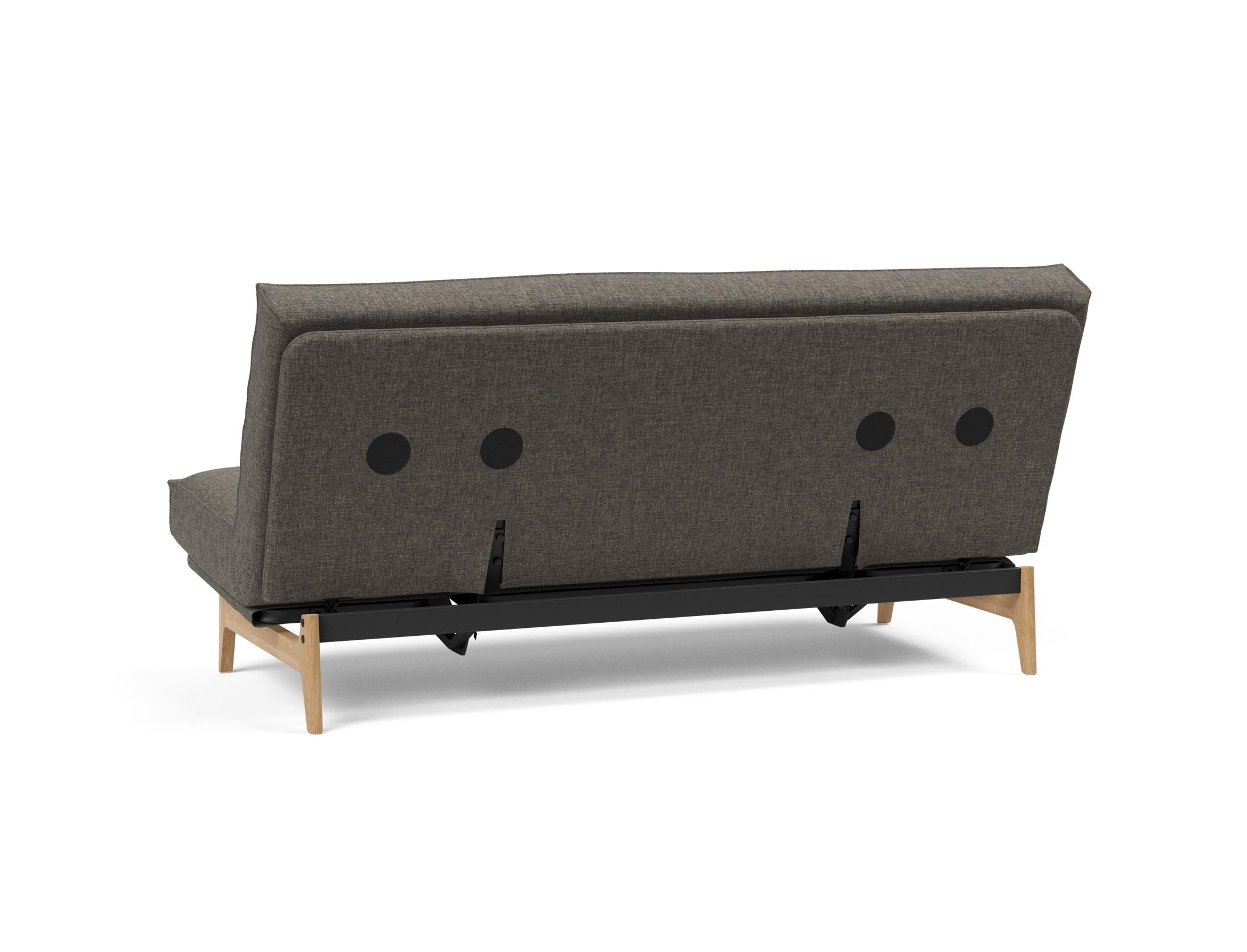 Entdecken Sie das Aslak 140 Bettsofa mit Soft Spring Matratze – perfekte Kombination aus modernem Design, hohem Komfort und vielseitigen Nutzungsmöglichkeiten.