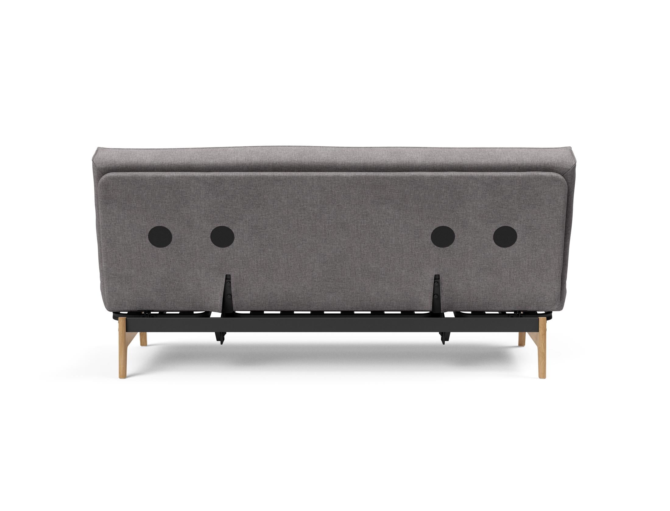 Entdecken Sie das Aslak 140 Bettsofa von Innovation Living: stilvolles Design, bequeme Soft Spring Matratze und elegantes Sharp Plus Cover für höchsten Schlafkomfort.