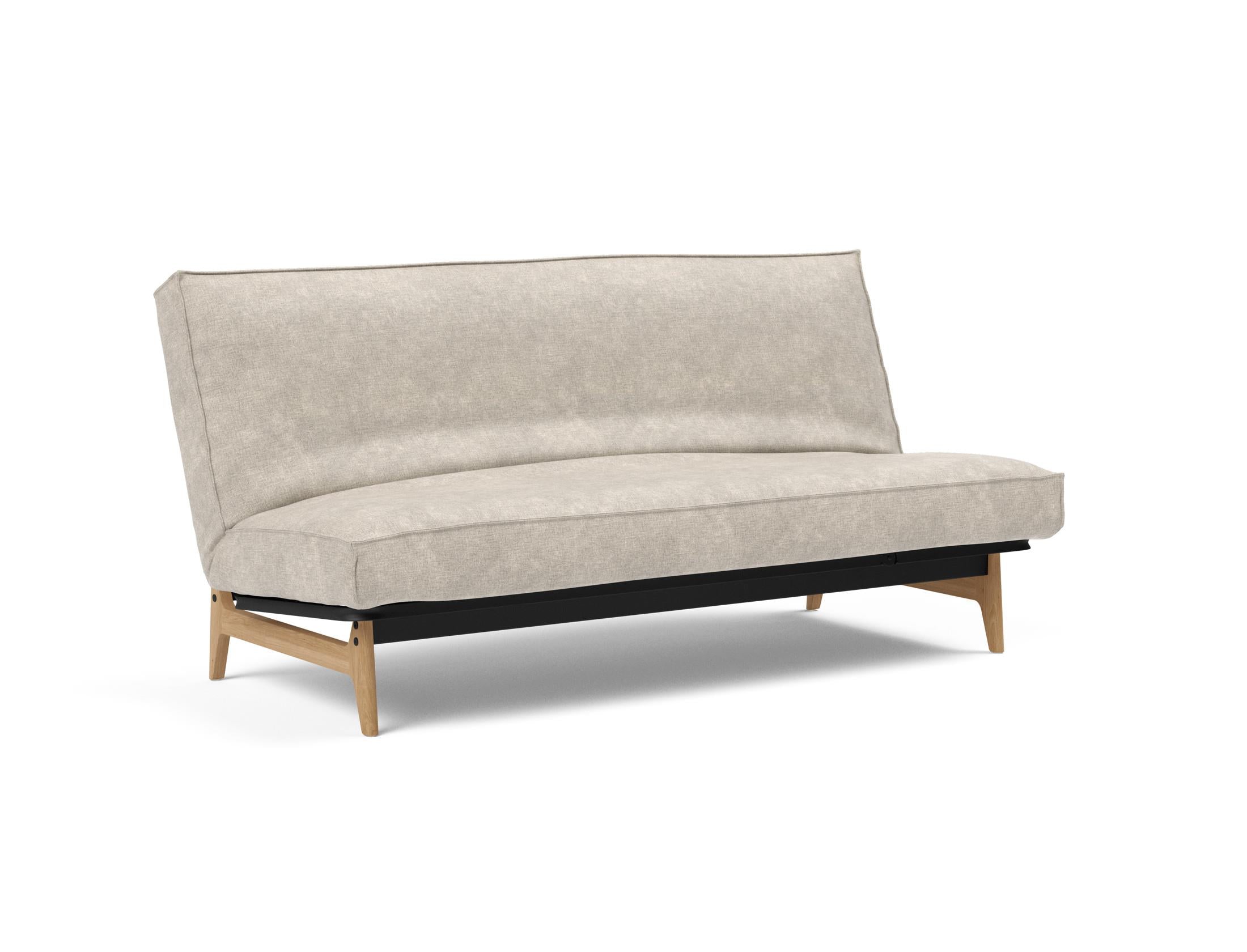 Entdecken Sie das Aslak 140 Bettsofa von Innovation Living: stilvolles Design, bequeme Soft Spring Matratze und elegantes Sharp Plus Cover für höchsten Schlafkomfort.
