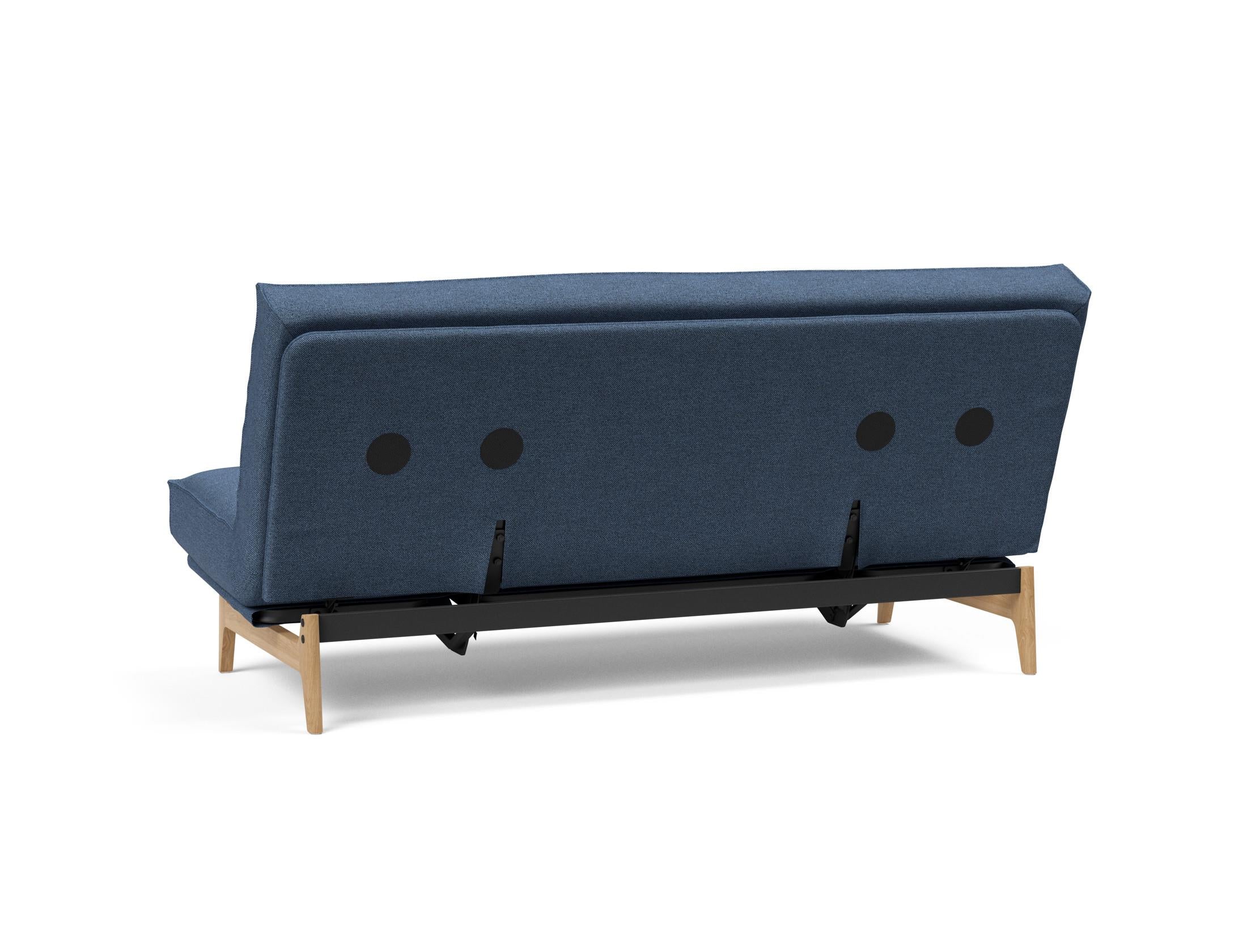 Entdecken Sie das Aslak 140 Bettsofa mit Soft Spring Matratze – perfekte Kombination aus modernem Design, hohem Komfort und vielseitiger Funktionalität.