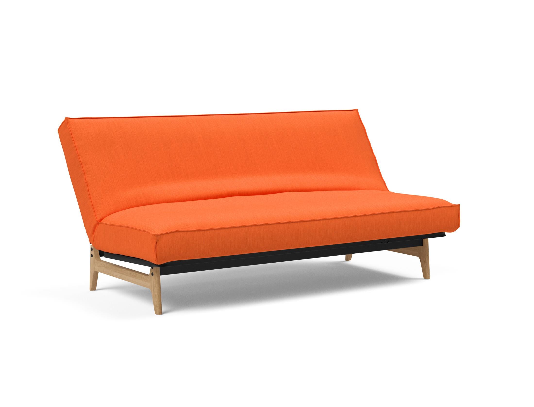 Entdecken Sie das Aslak 140 Bettsofa mit Sharp Plus Cover – stilvolles Design, pflegeleichter Bezug und hochwertige Soft Spring Matratze für besten Schlaf.
