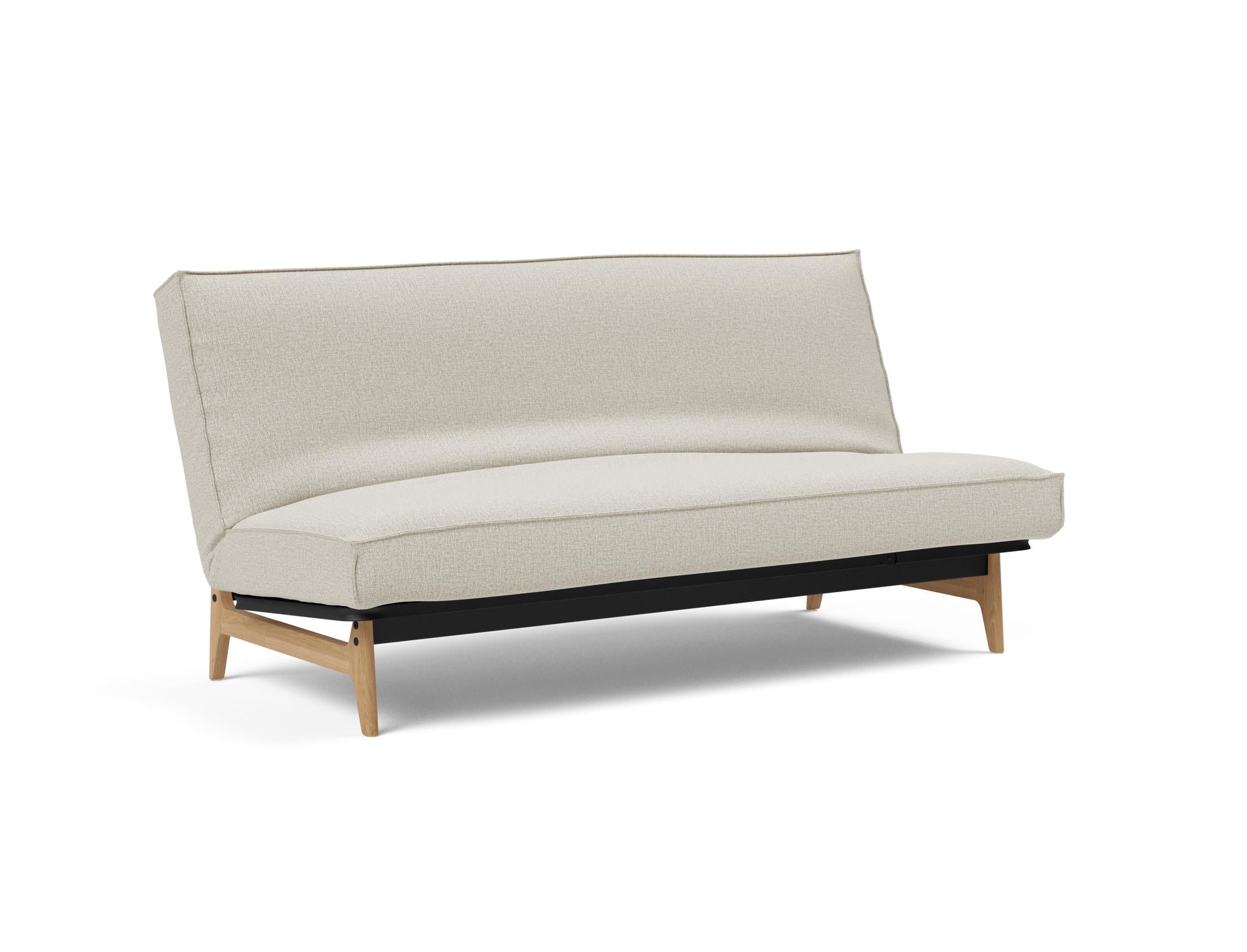 Entdecken Sie das Aslak 140 Bettsofa von Innovation Living: stilvolles Design, bequeme Soft Spring Matratze und elegantes Sharp Plus Cover für höchsten Schlafkomfort.