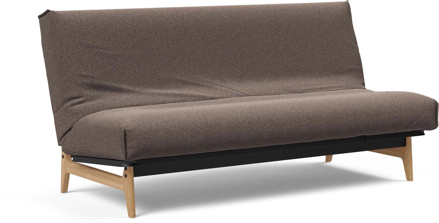 Entdecken Sie das Aslak 140 Bettsofa mit Nordic Cover von Innovation Living – stilvoll, vielseitig und ideal für kleine Räume.