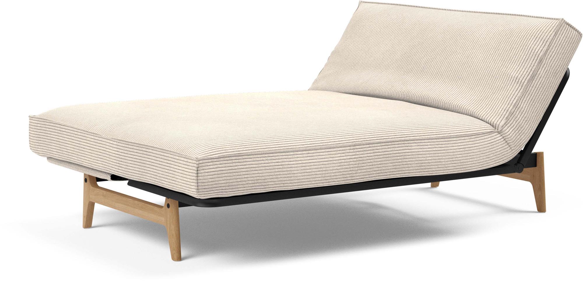 Entdecken Sie das Aslak 140 Bettsofa mit Sharp Plus Cover von Innovation Living – stilvoll, vielseitig und ideal für kleine Räume.
