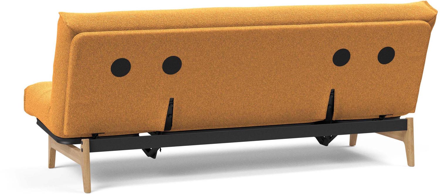 Entdecken Sie das Aslak 120 Bettsofa Nordic von Innovation Living: stilvolles skandinavisches Design, anpassbare Matratzen und praktische Funktionalität für Ihr Zuhause.