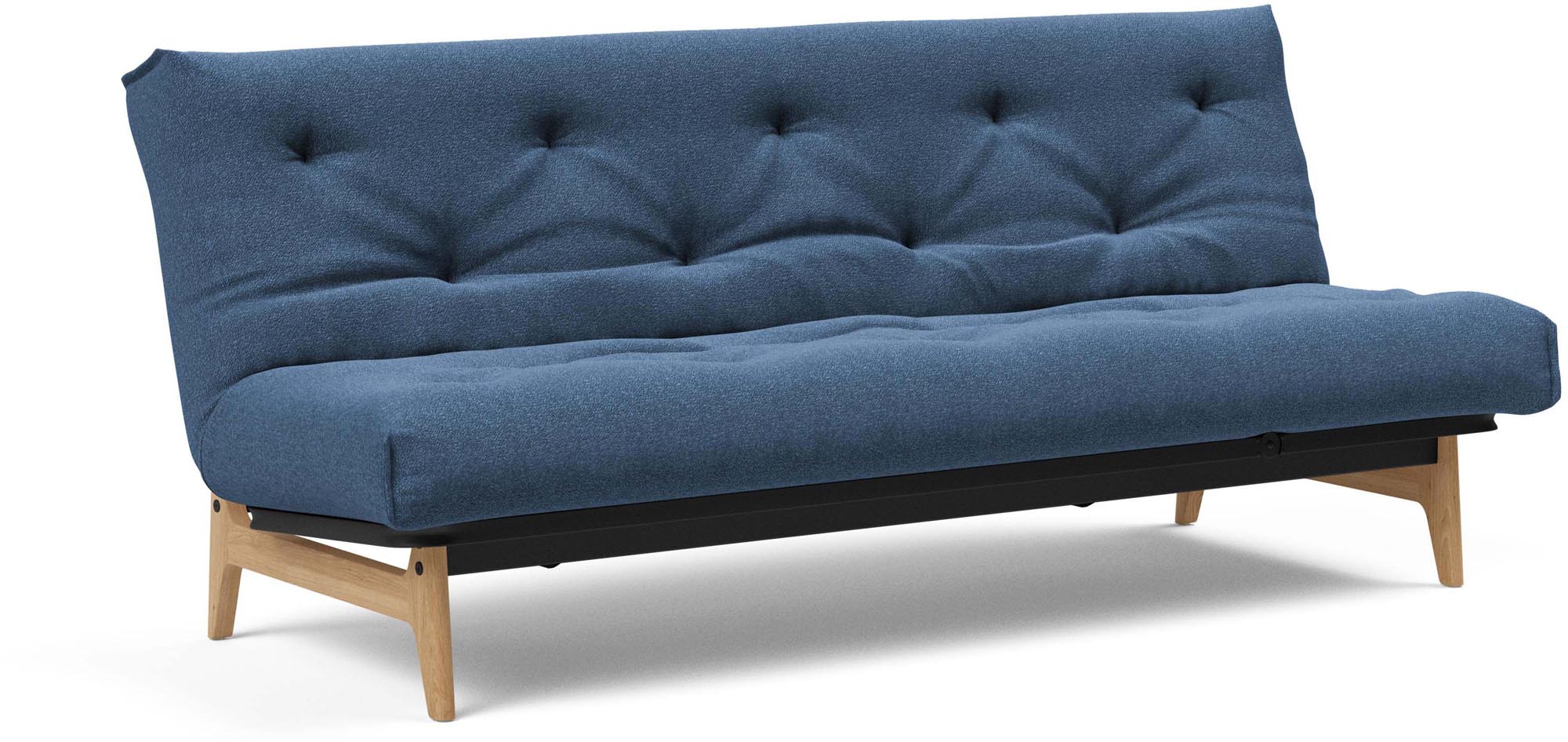 Erleben Sie das Aslak 120 Bettsofa Nordic Classic von Innovation Living: elegantes skandinavisches Design, ideal für kleine Räume und gemütliche Nächte.