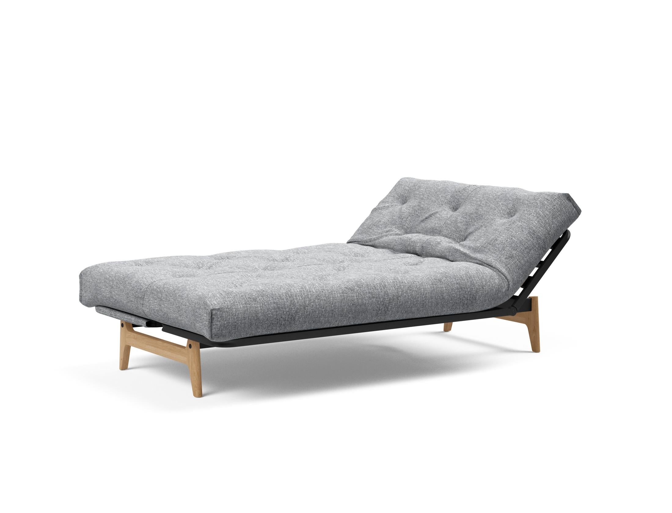 Entdecken Sie das Aslak 120 Bettsofa Nordic Cover: Minimalistisches Design, außergewöhnlicher Komfort und nachhaltige Materialien für Ihr Zuhause.