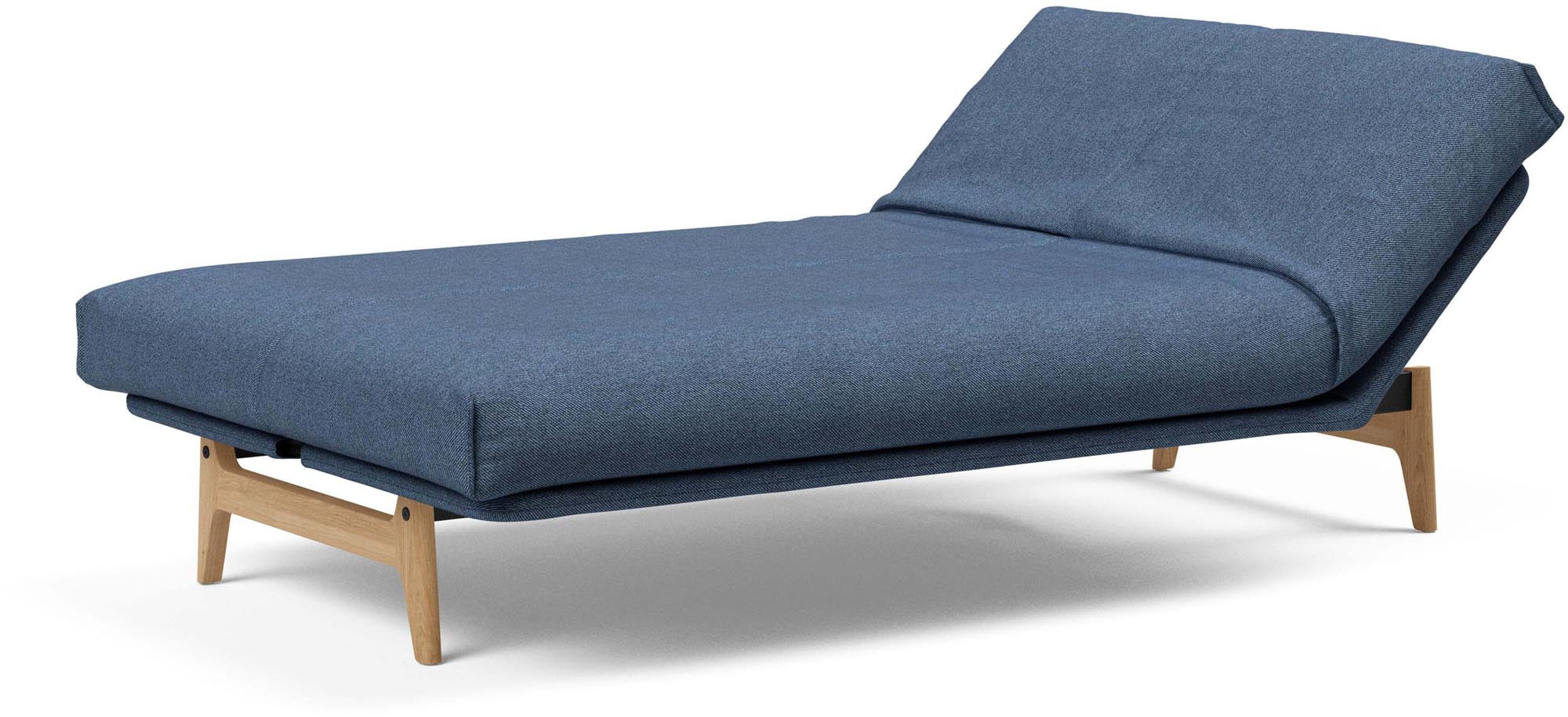 Erleben Sie das Aslak 120 Bettsofa Nordic Cover Classic – eine harmonische Verbindung aus skandinavischem Stil, hochwertigem Komfort und praktischer Vielseitigkeit.