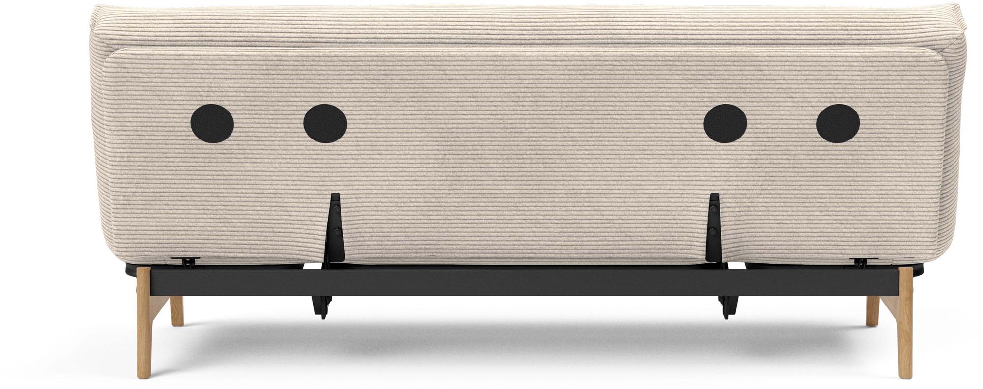 Erleben Sie das Aslak 120 Bettsofa Nordic Spring von Innovation Living: modernes skandinavisches Design, ideal für kleine Räume und Gästeübernachtungen.