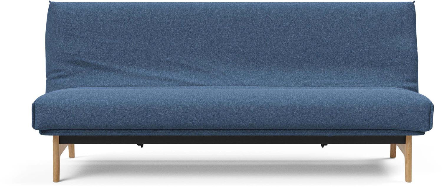 Entdecken Sie das Aslak 120 Bettsofa mit Nordic Cover von Innovation Living – stilvoll, platzsparend und perfekt für Gästeübernachtungen.
