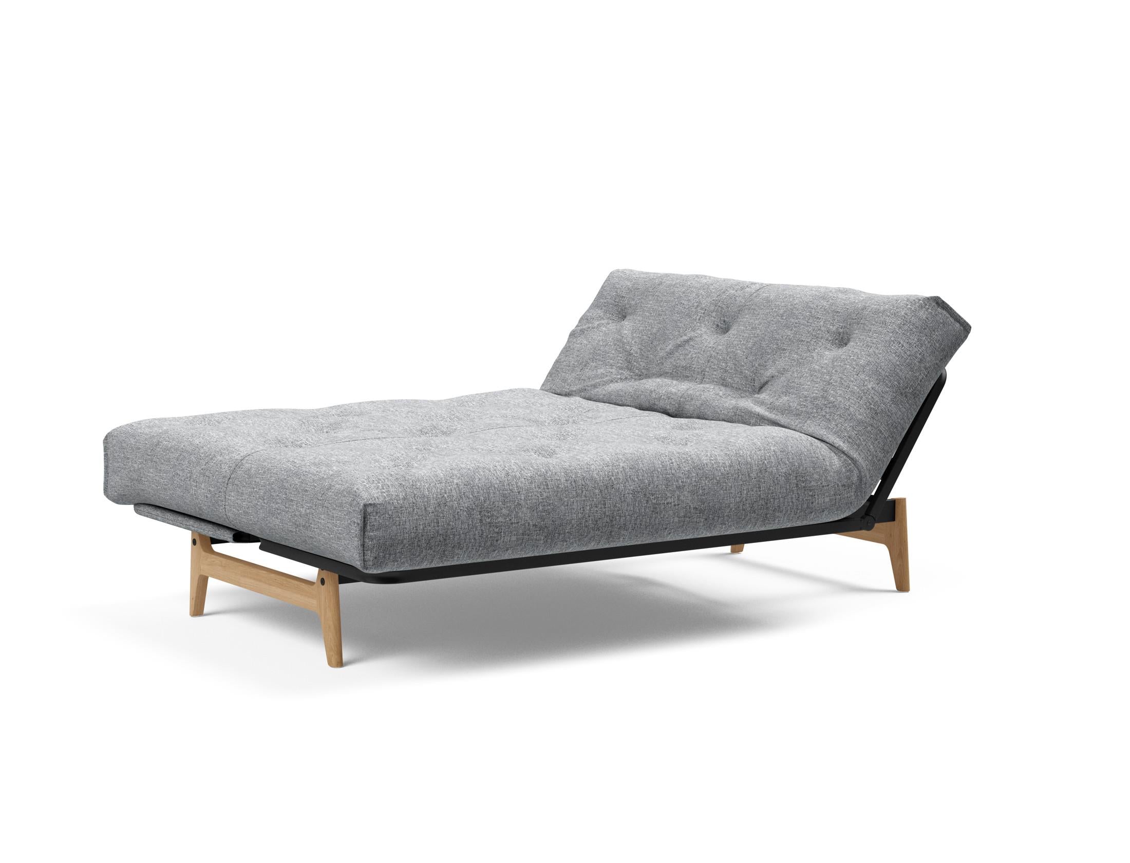 Entdecken Sie das Aslak 140 Bettsofa von Innovation Living – stilvolles Nordic Design und hochwertiger Latex für erholsame Nächte.