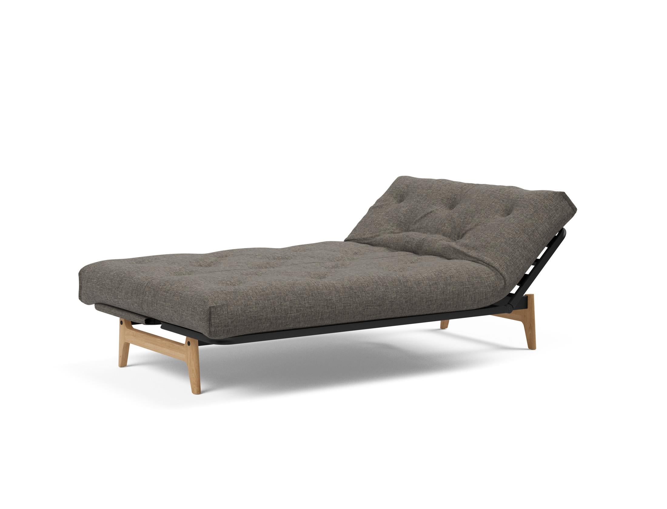Erleben Sie das Aslak 120 Bettsofa Nordic – ein elegantes Möbelstück, das Komfort und skandinavisches Design vereint. Ideal für kleine Räume!