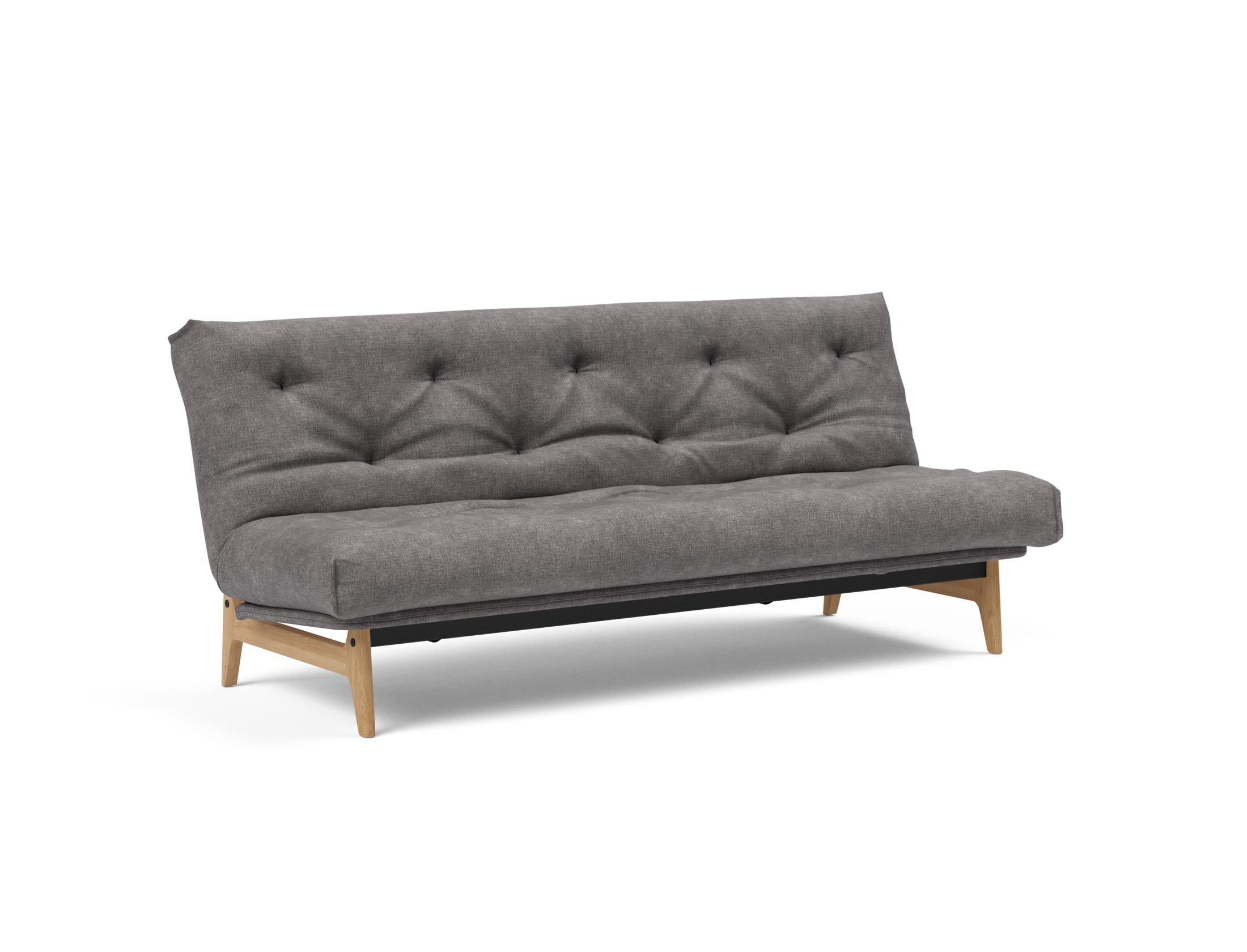 Entdecken Sie das Aslak 120 Bettsofa Nordic Soft Spring von Innovation Living – stilvolles Design trifft auf praktischen Komfort für Ihr Zuhause.