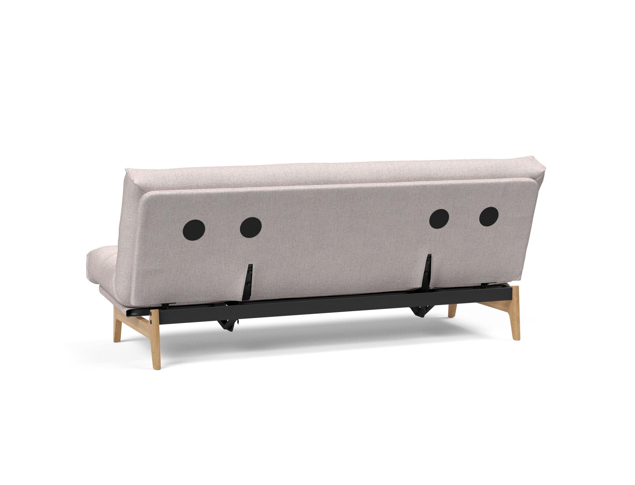 Erleben Sie das Aslak 120 Bettsofa Nordic – ein elegantes Möbelstück, das Komfort und skandinavisches Design vereint. Ideal für kleine Räume!