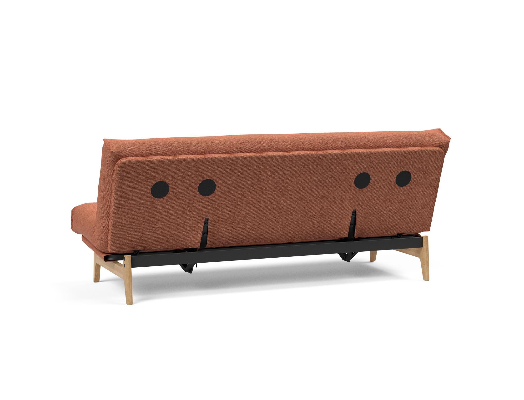 Erleben Sie das Aslak 120 Bettsofa Nordic – ein elegantes Möbelstück, das Komfort und skandinavisches Design vereint. Ideal für kleine Räume!
