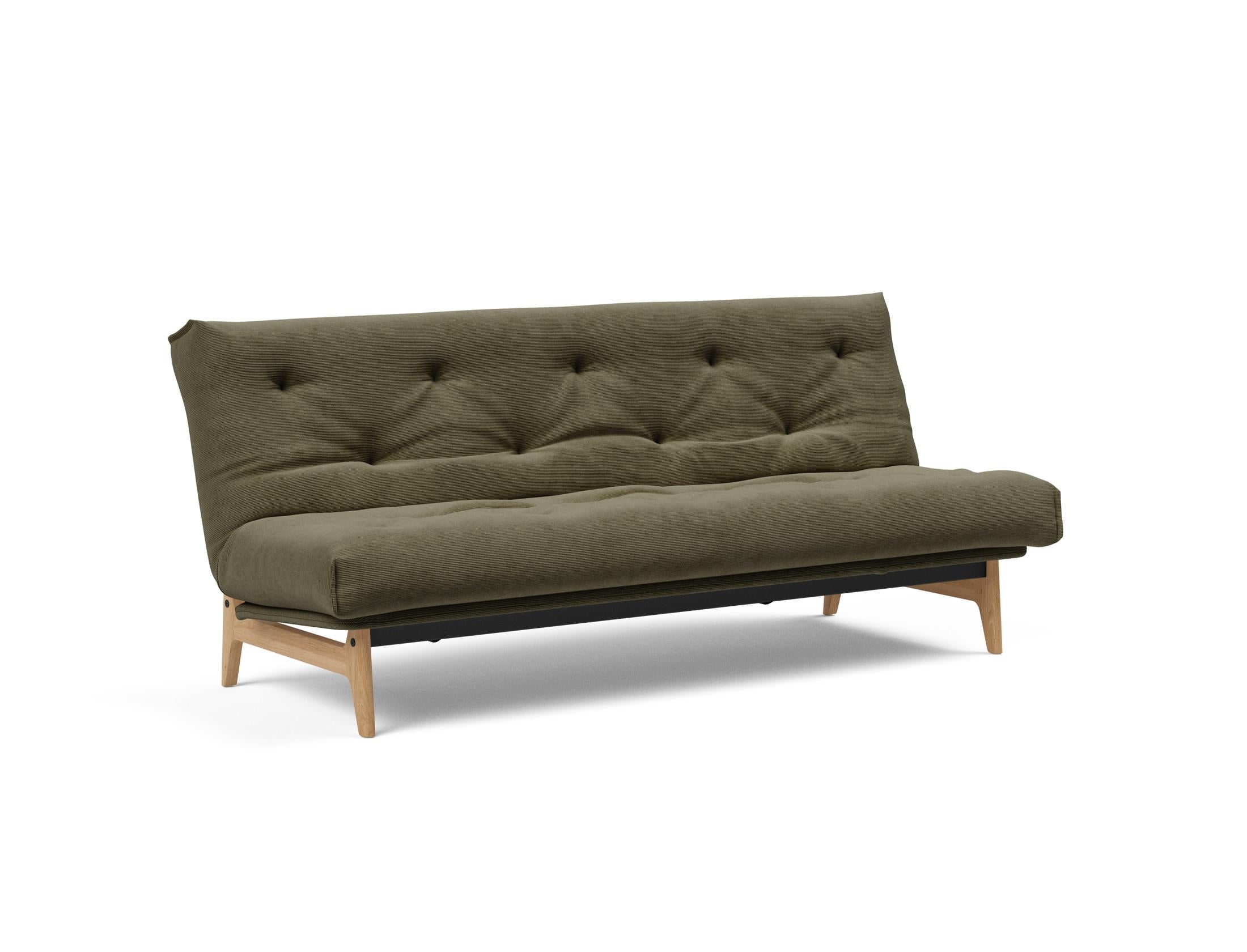 Entdecken Sie das Aslak 120 Bettsofa Nordic Soft Spring von Innovation Living – stilvolles Design trifft auf praktischen Komfort für Ihr Zuhause.
