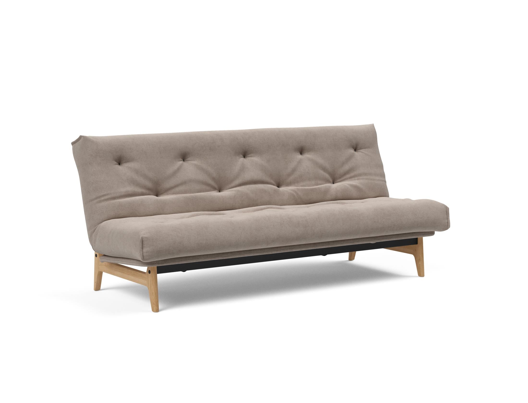 Entdecken Sie das Aslak 120 Bettsofa Nordic Soft Spring von Innovation Living – stilvolles Design trifft auf praktischen Komfort für Ihr Zuhause.
