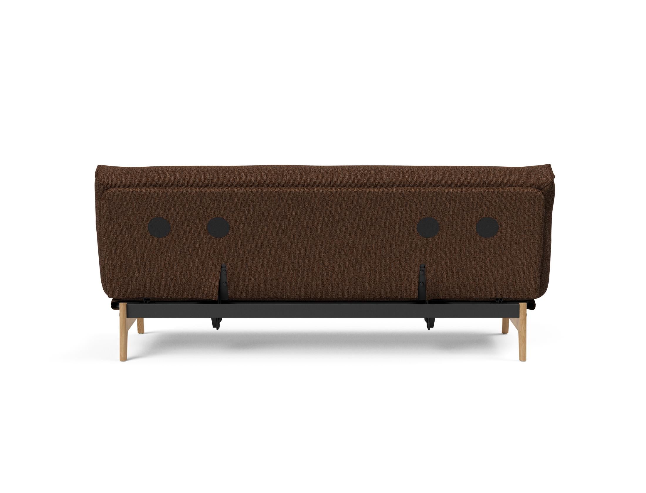 Entdecken Sie das Aslak 120 Bettsofa Nordic Soft Spring von Innovation Living – stilvolles Design trifft auf praktischen Komfort für Ihr Zuhause.