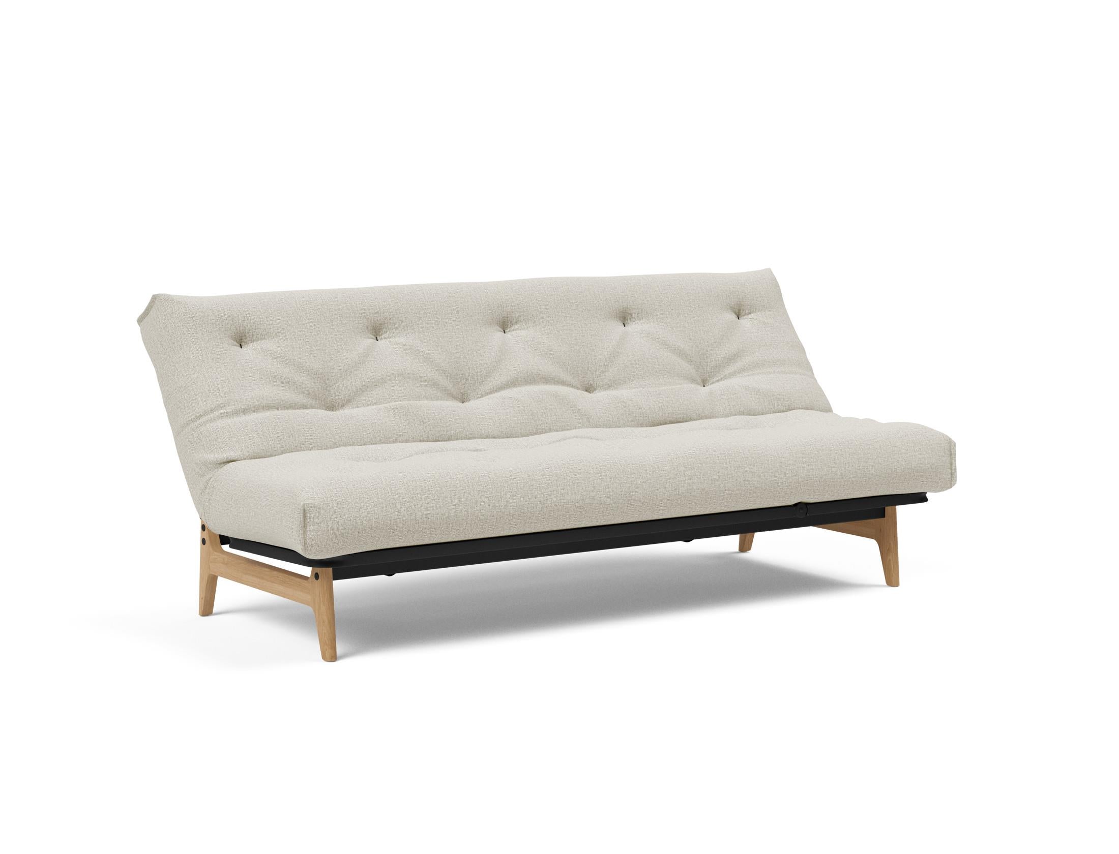 Erleben Sie das Aslak 120 Bettsofa Nordic von Innovation Living – stilvolles skandinavisches Design, das Komfort und Funktionalität vereint.