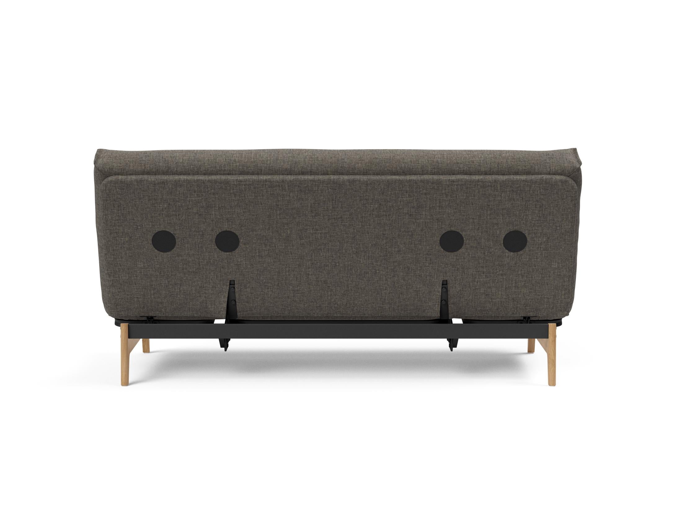 Erleben Sie das Aslak 140 Bettsofa Nordic Soft Spring von Innovation Living – eine perfekte Kombination aus modernem Stil und optimalem Schlafkomfort.