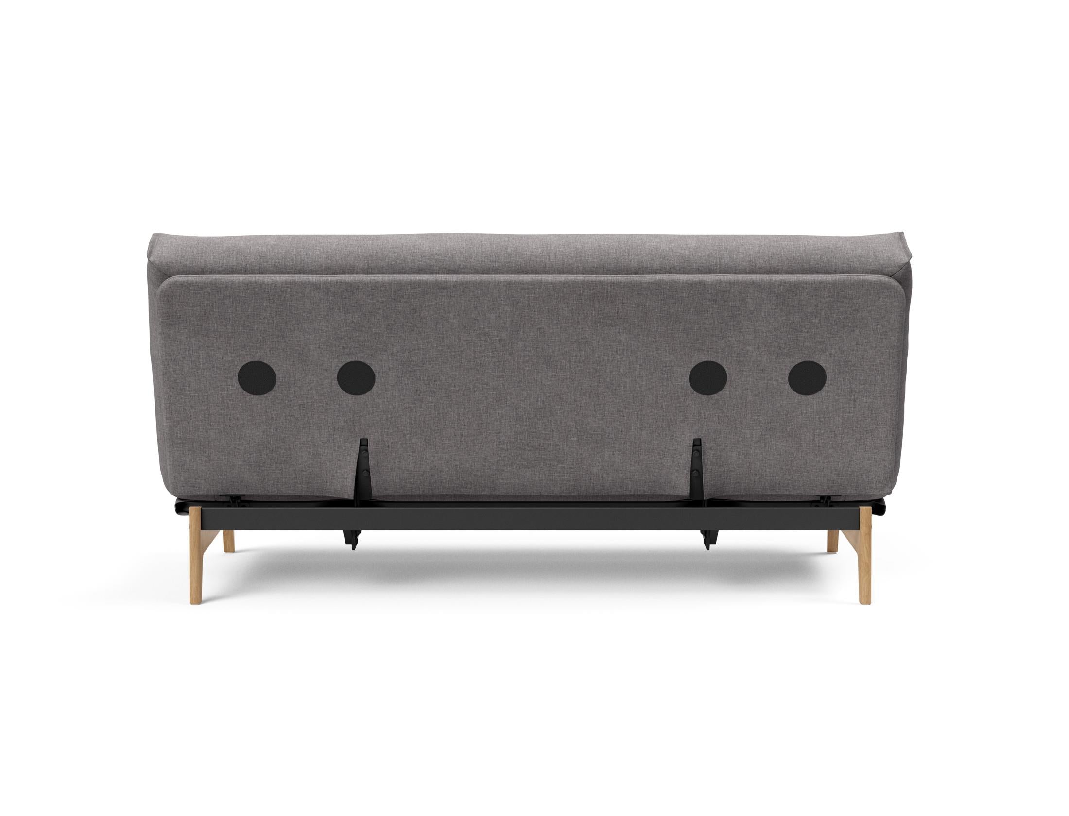 Entdecken Sie das Aslak 140 Bettsofa Nordic: Stilvolles, umweltfreundliches Sofa mit hochwertiger Matratze für optimalen Komfort und Funktionalität.