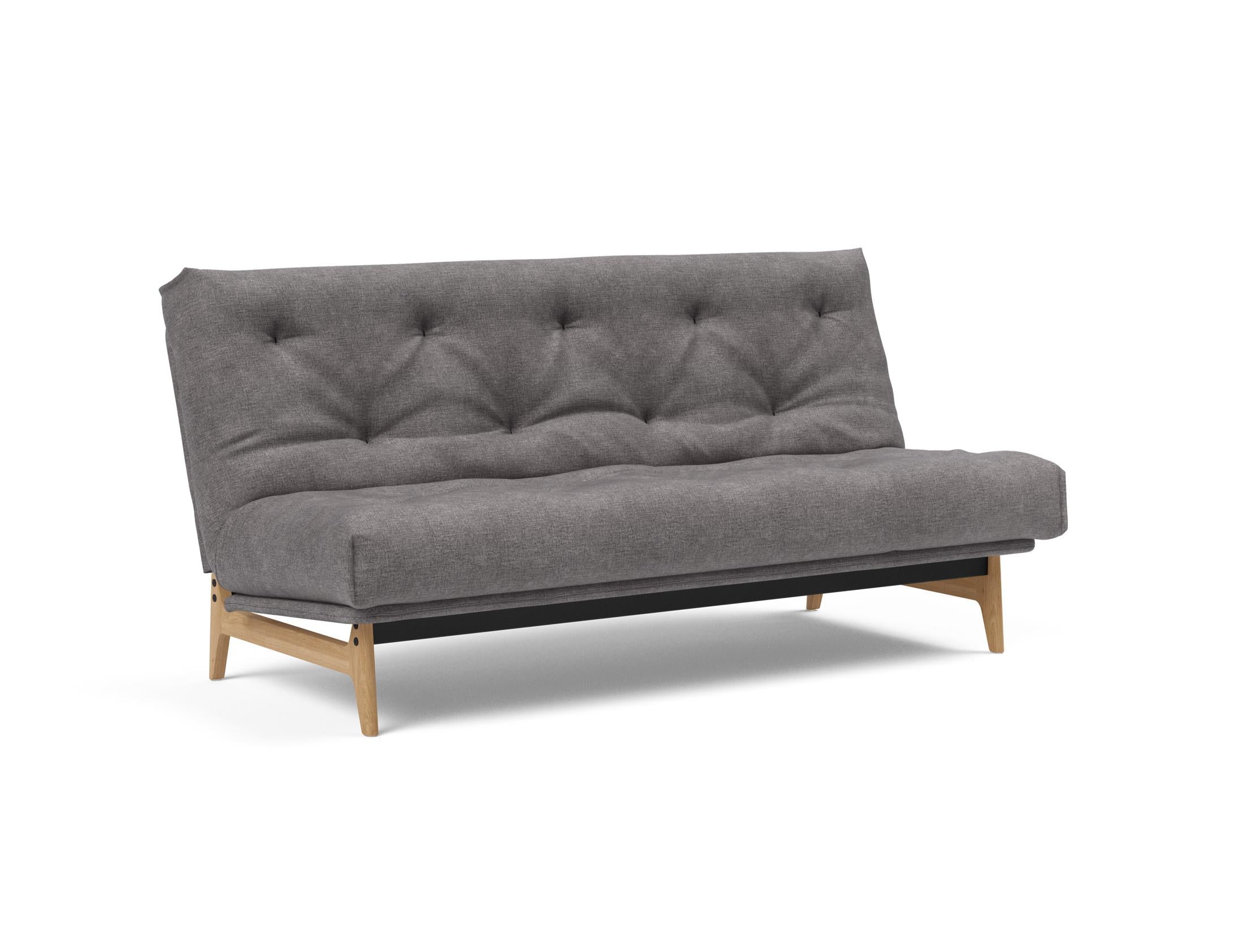 Entdecken Sie das Aslak 140 Bettsofa Nordic: Stilvolles Schlafsofa mit umweltfreundlichen Materialien und hohem Komfort für jeden Raum.