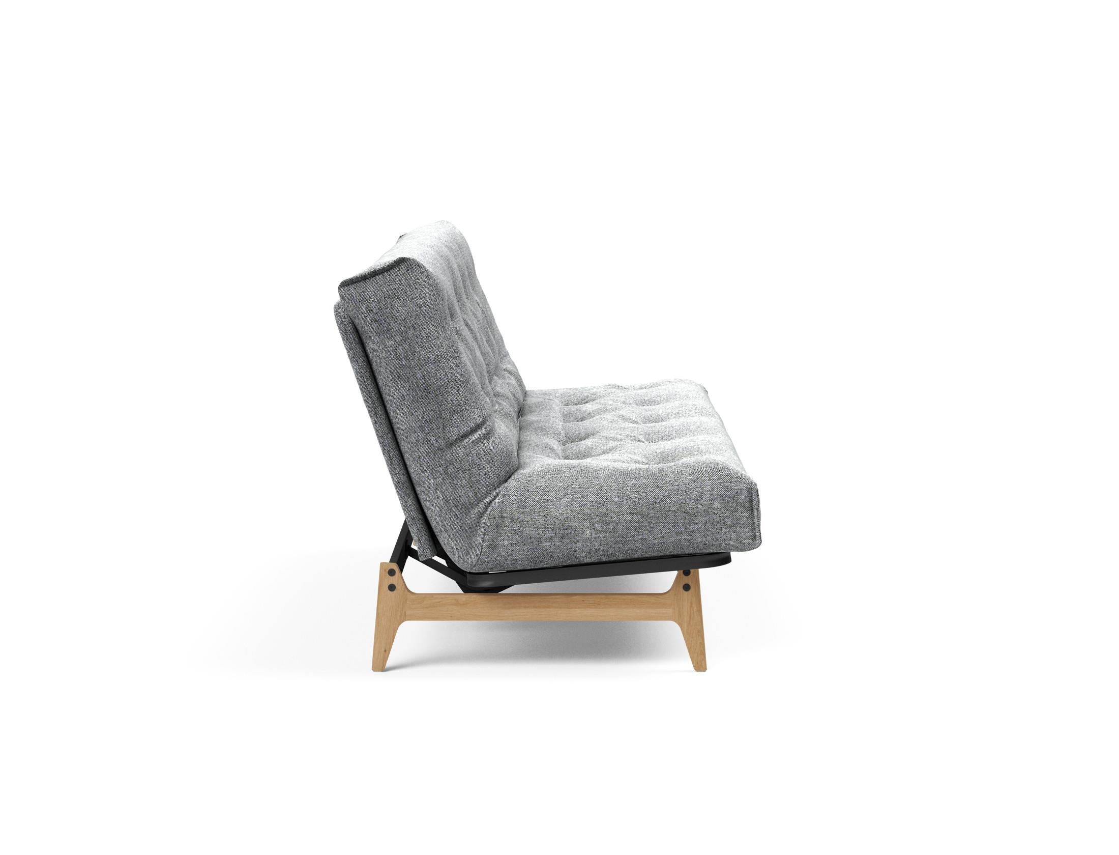 Entdecken Sie das Aslak 140 Bettsofa Nordic Soft Spring von Innovation Living – stilvolles Design trifft auf höchsten Schlafkomfort für Ihr Zuhause.