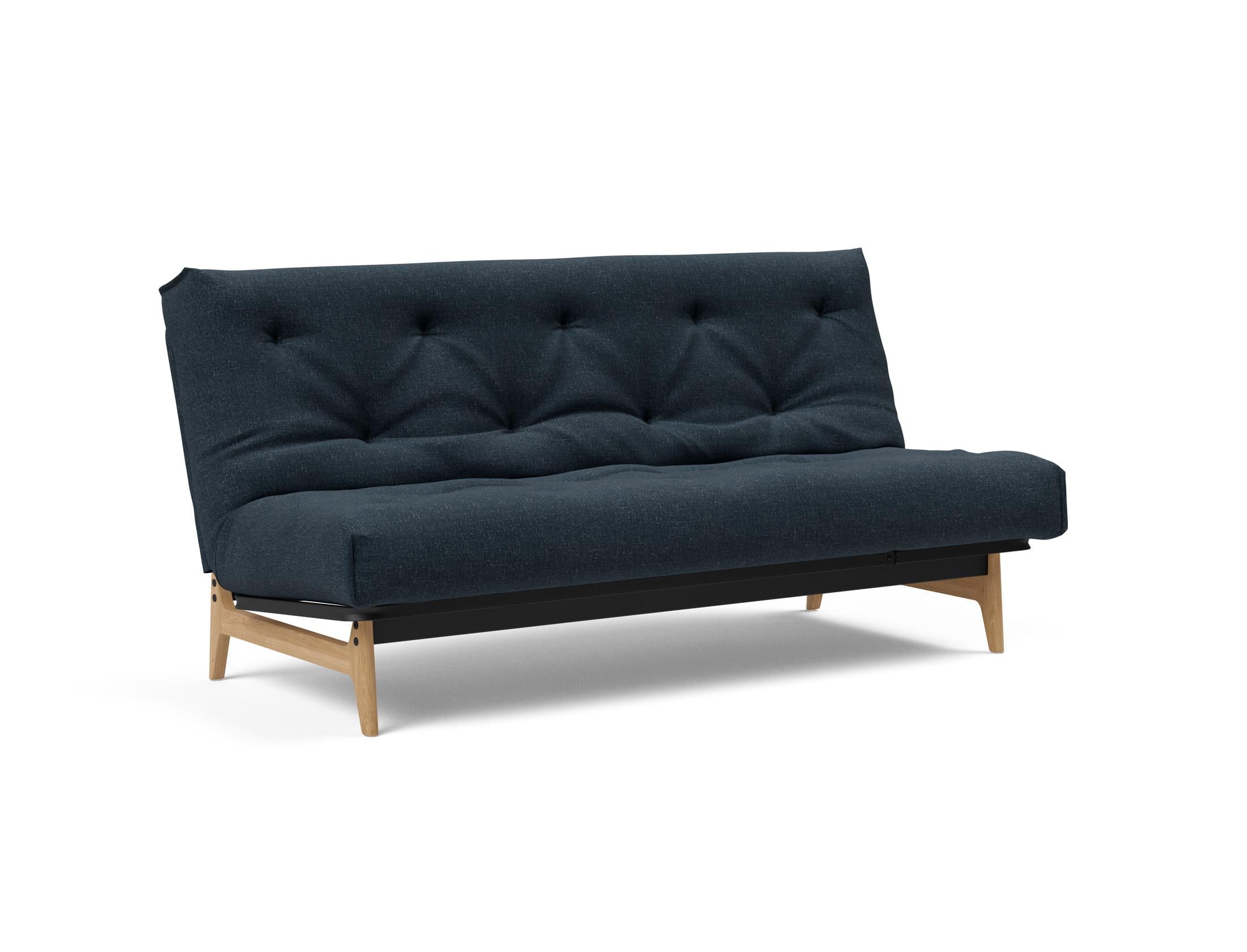 Entdecken Sie das Aslak 140 Bettsofa Nordic Soft Spring von Innovation Living – stilvolles Design trifft auf höchsten Schlafkomfort für Ihr Zuhause.